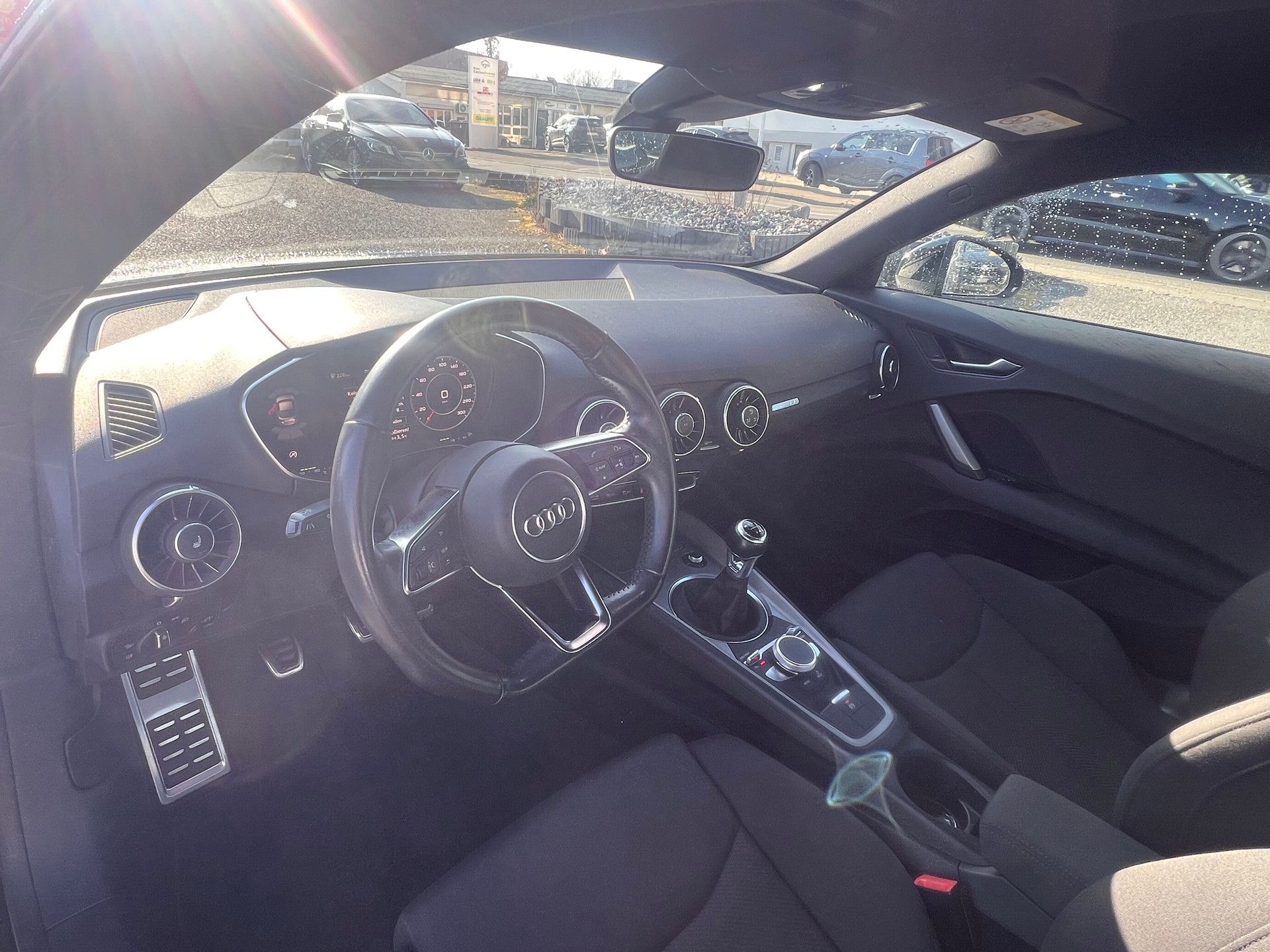 AUDI TT Coupé 2.0 TFSI-image-12