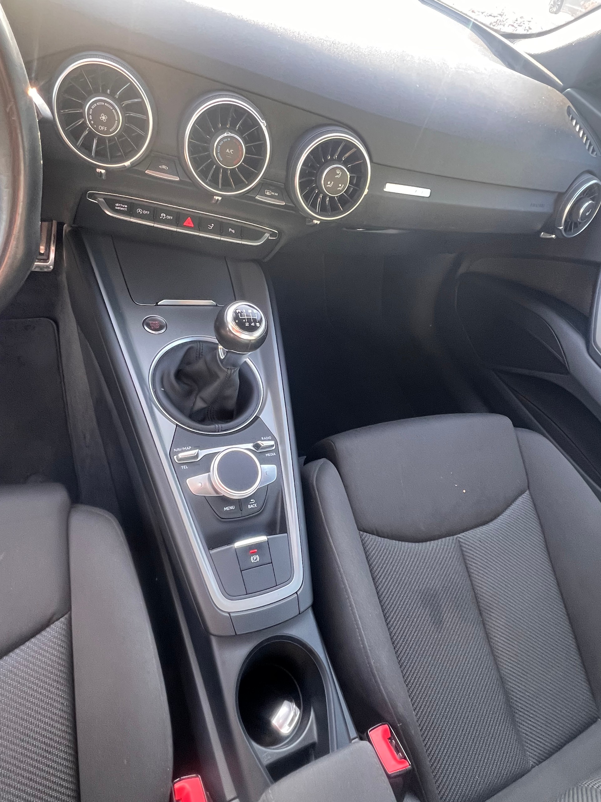 AUDI TT Coupé 2.0 TFSI-image-11