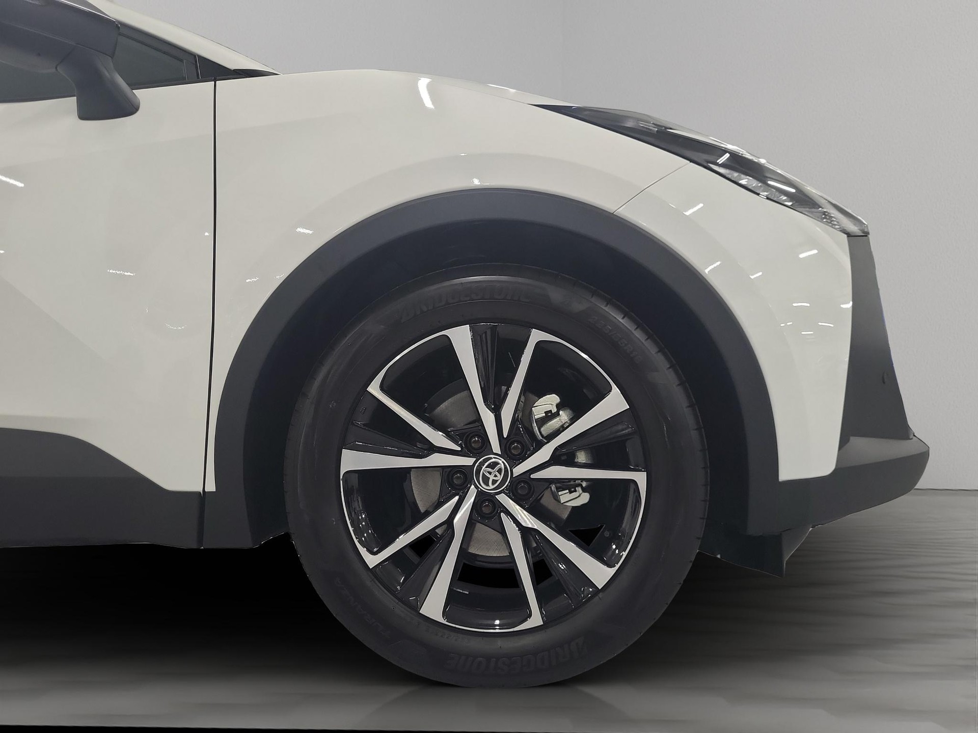 TOYOTA C-HR 1.8 HEV Trend-image-7