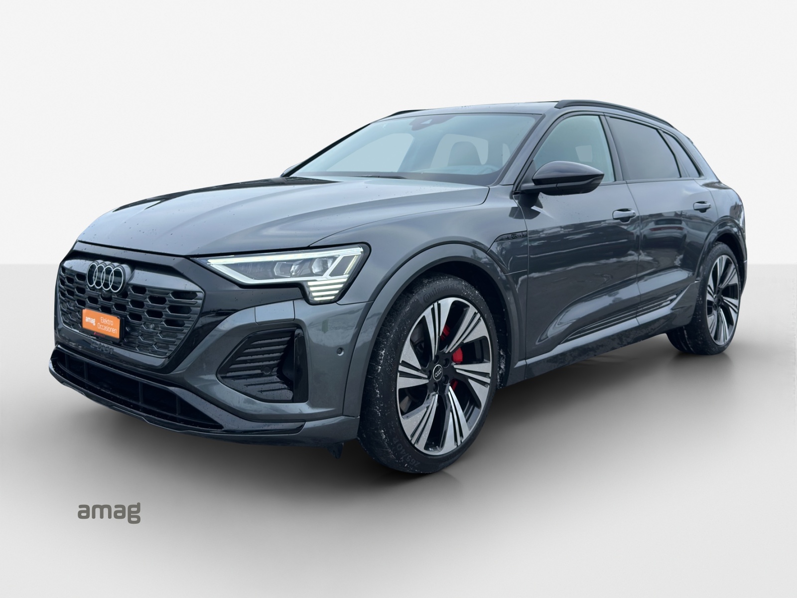 AUDI Q8 50 e-tron Black Edition quattro-image-0