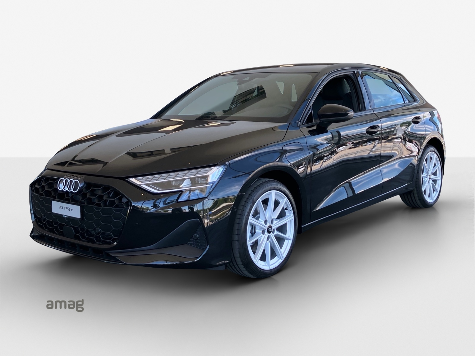 AUDI A3 Sportback 40 TFSI e Attraction S-tronic-image-0