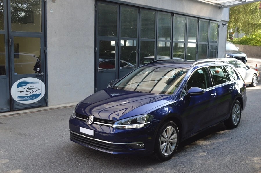 VW Golf Variant 2.0 TDI Comfortline 4Motion DSG-image-2