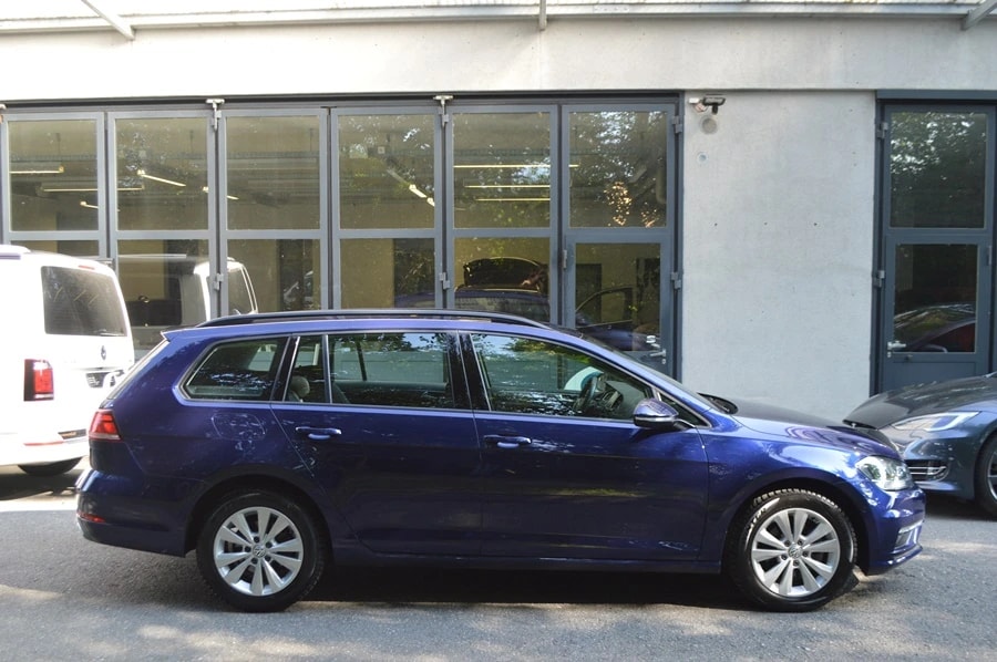 VW Golf Variant 2.0 TDI Comfortline 4Motion DSG-image-14