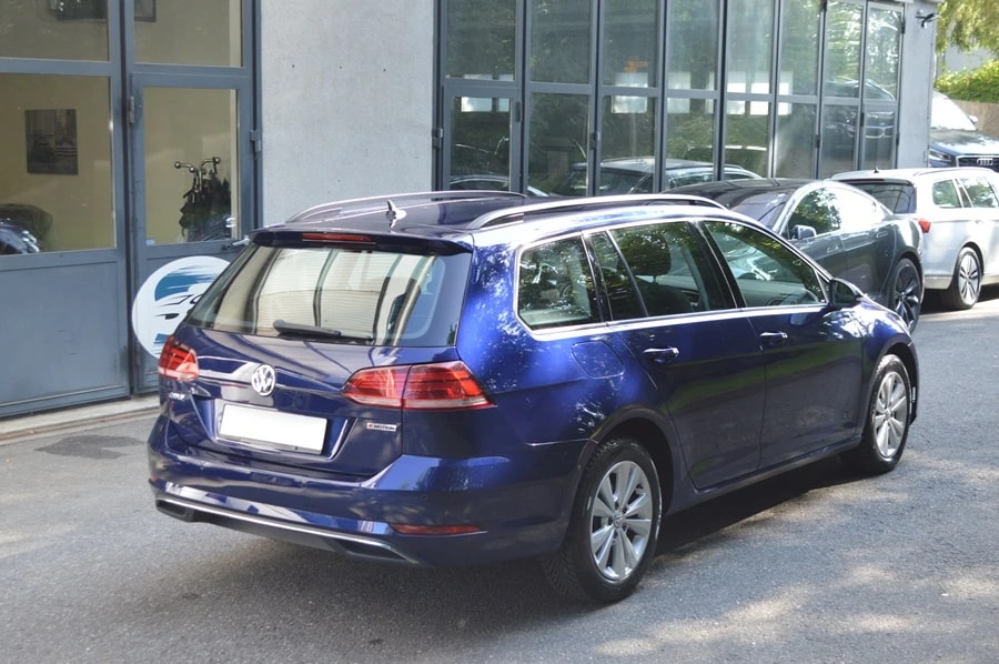 VW Golf Variant 2.0 TDI Comfortline 4Motion DSG-image-15