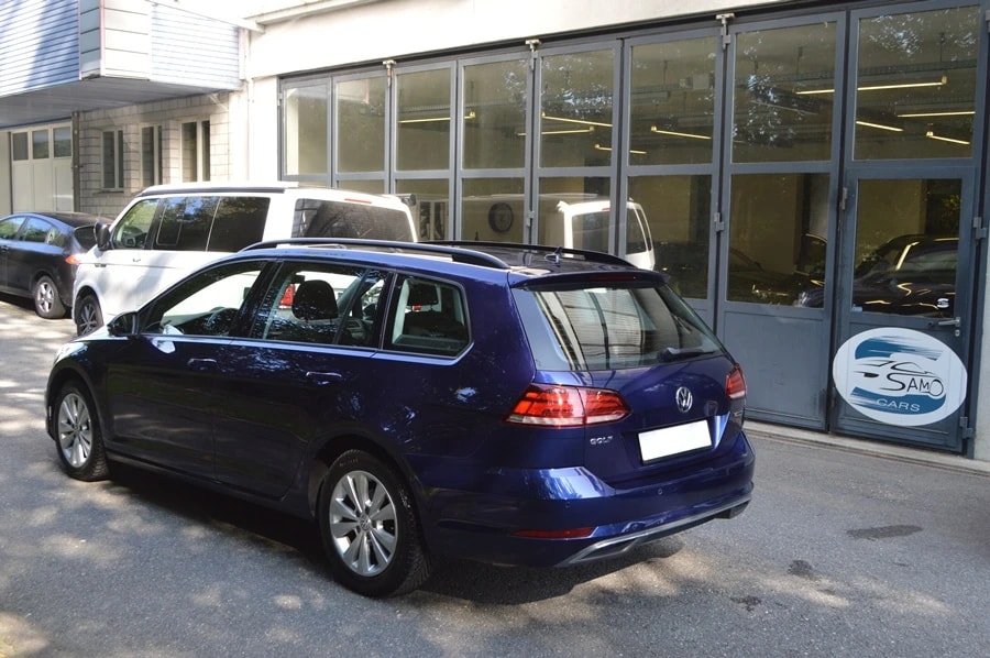 VW Golf Variant 2.0 TDI Comfortline 4Motion DSG-image-3