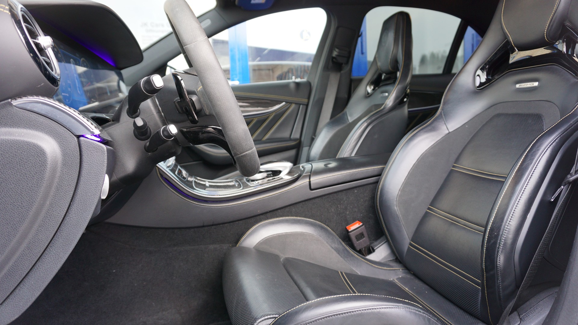 MERCEDES-BENZ E 63 S AMG Edition 1 4matic+-image-13