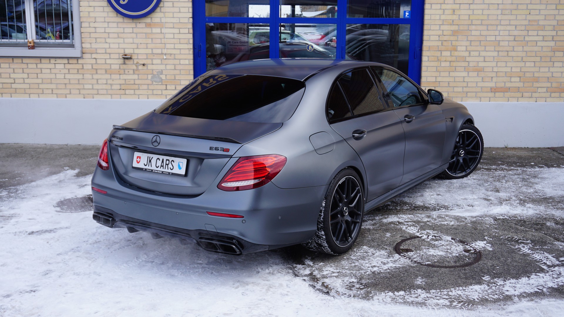 MERCEDES-BENZ E 63 S AMG Edition 1 4matic+-image-8