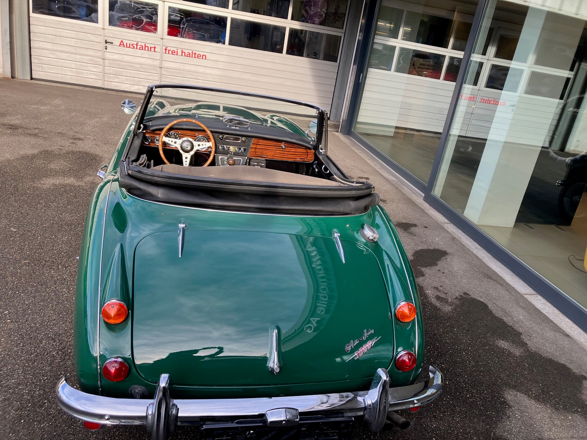 AUSTIN-HEALEY 3000 MK III-image-18