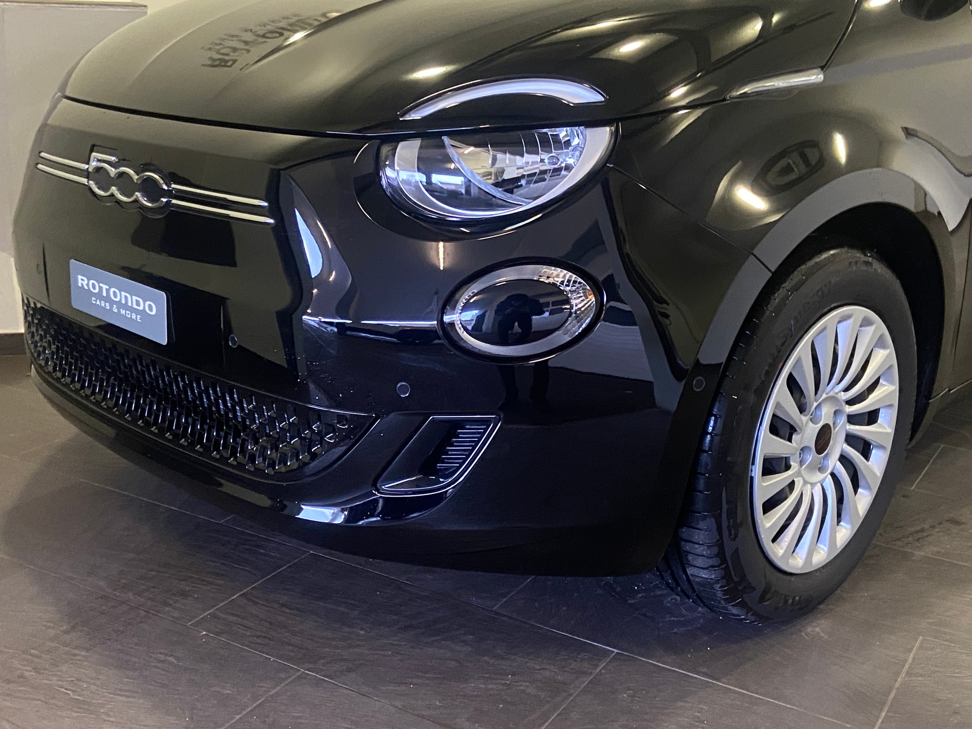 FIAT 500 C electric 87 kW Red-image-2