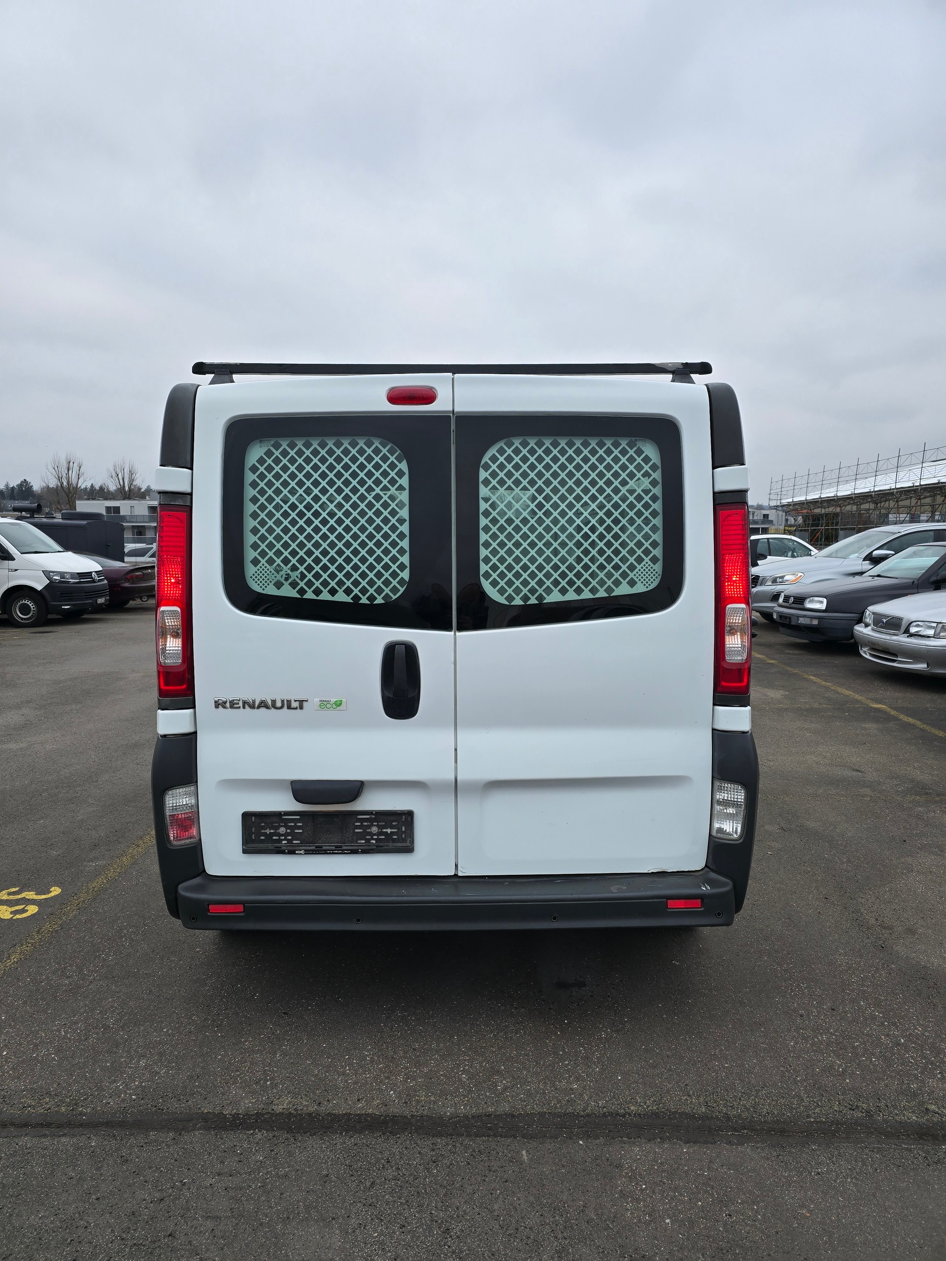 RENAULT Trafic 2.0 dCi 115 2.9t L1H1-image-6