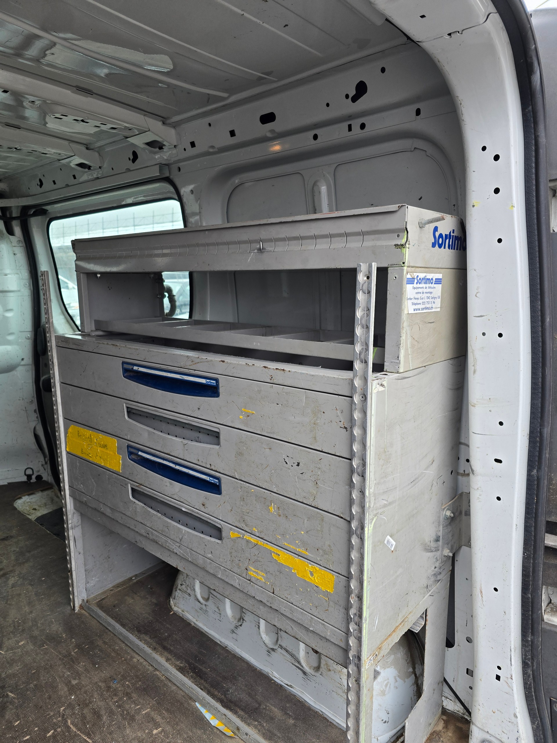 RENAULT Trafic 2.0 dCi 115 2.9t L1H1-image-5