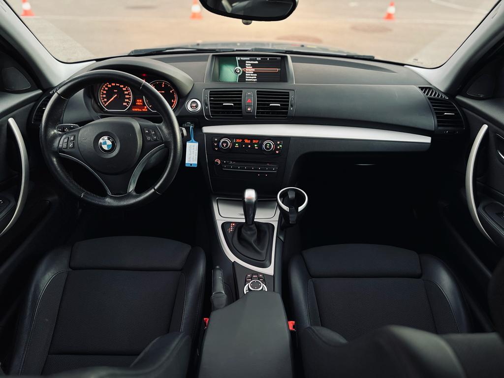 BMW 120d Dynamic Edition Steptronic-image-8