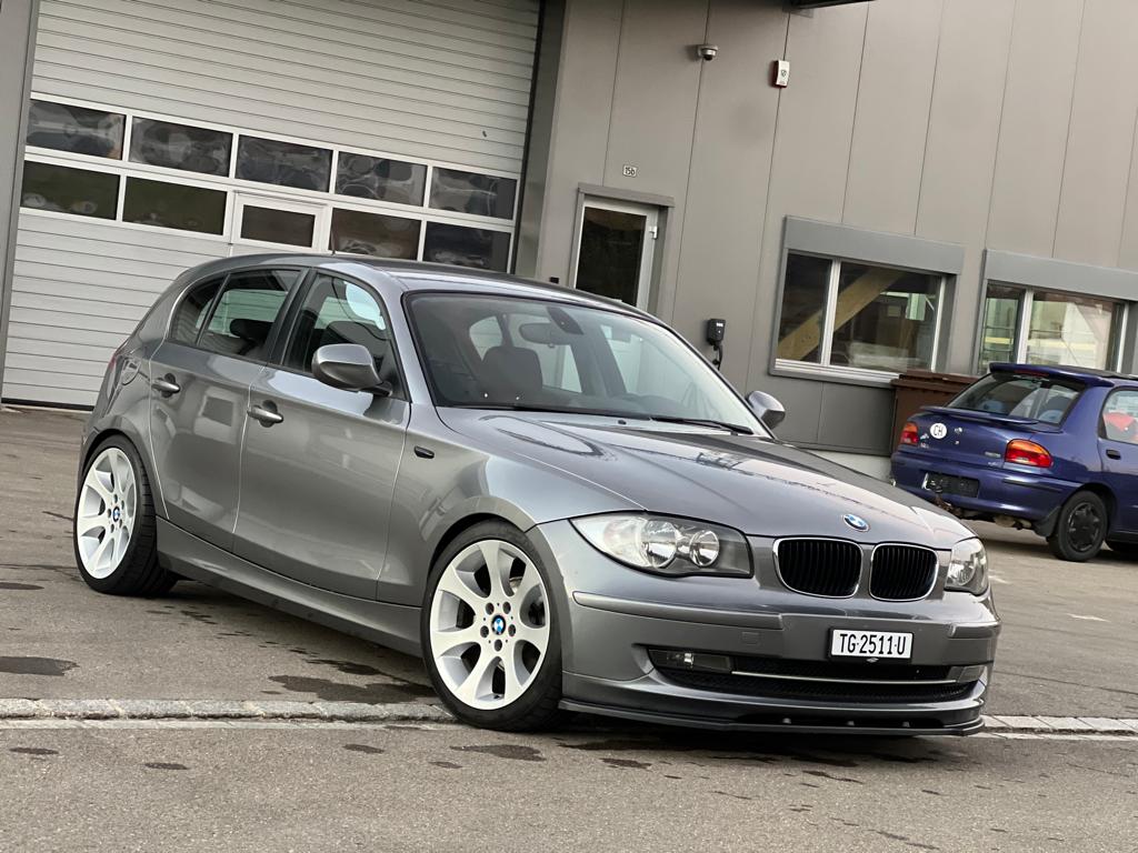 BMW 120d Dynamic Edition Steptronic-image-7
