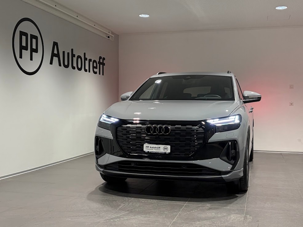 AUDI Q4 e-tron 45 Attraction quattro-image-0