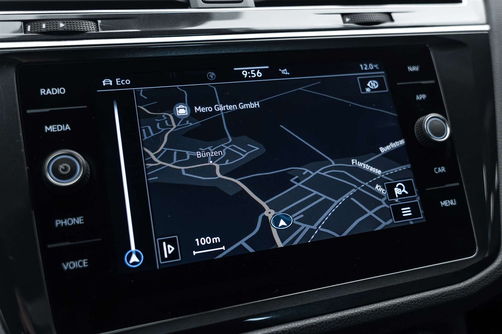 VW Tiguan 2.0 TDI SCR R-Line 4Motion DSG 200PS-image-17