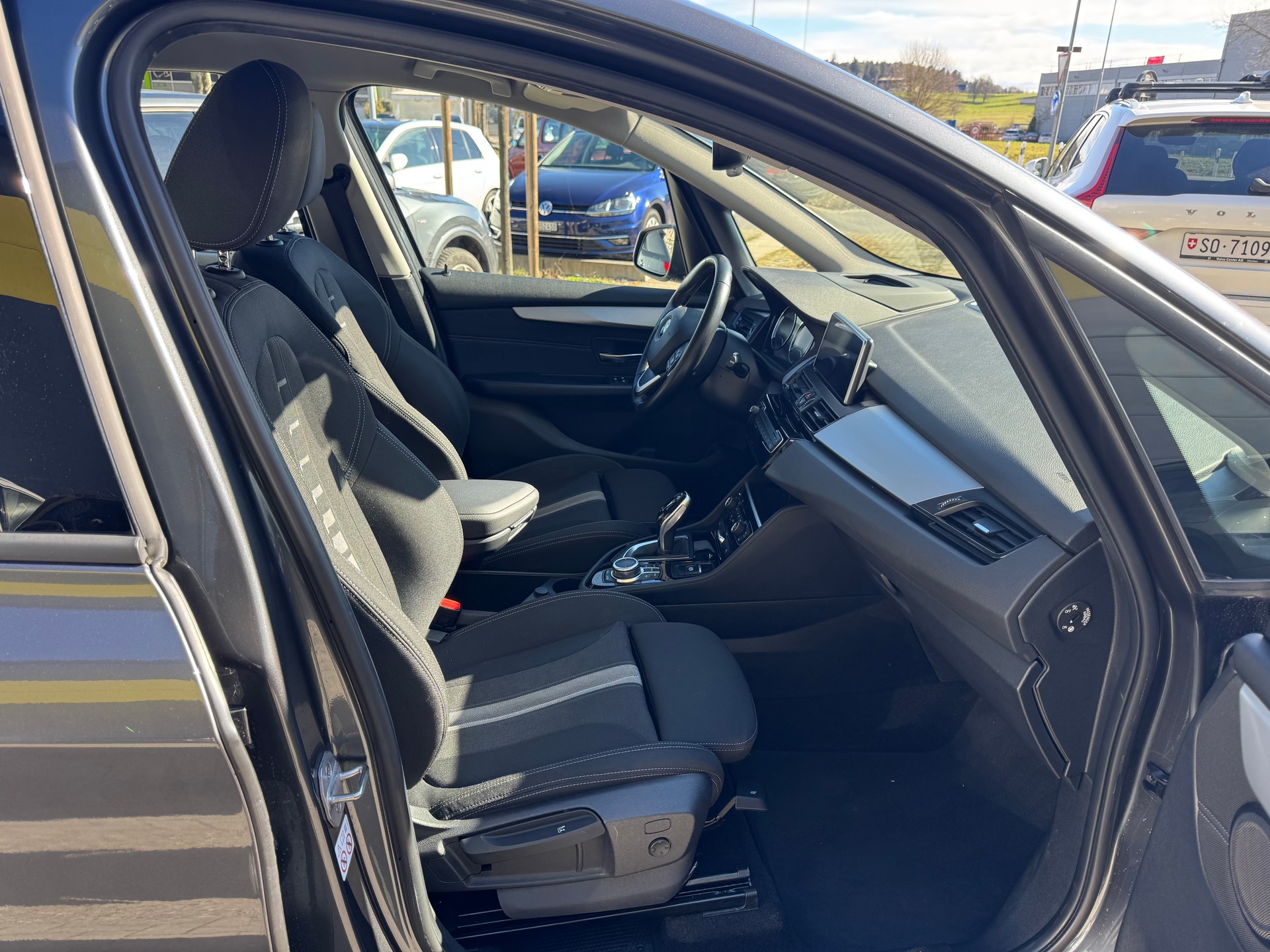 BMW 218d Gran Tourer Steptronic-image-9