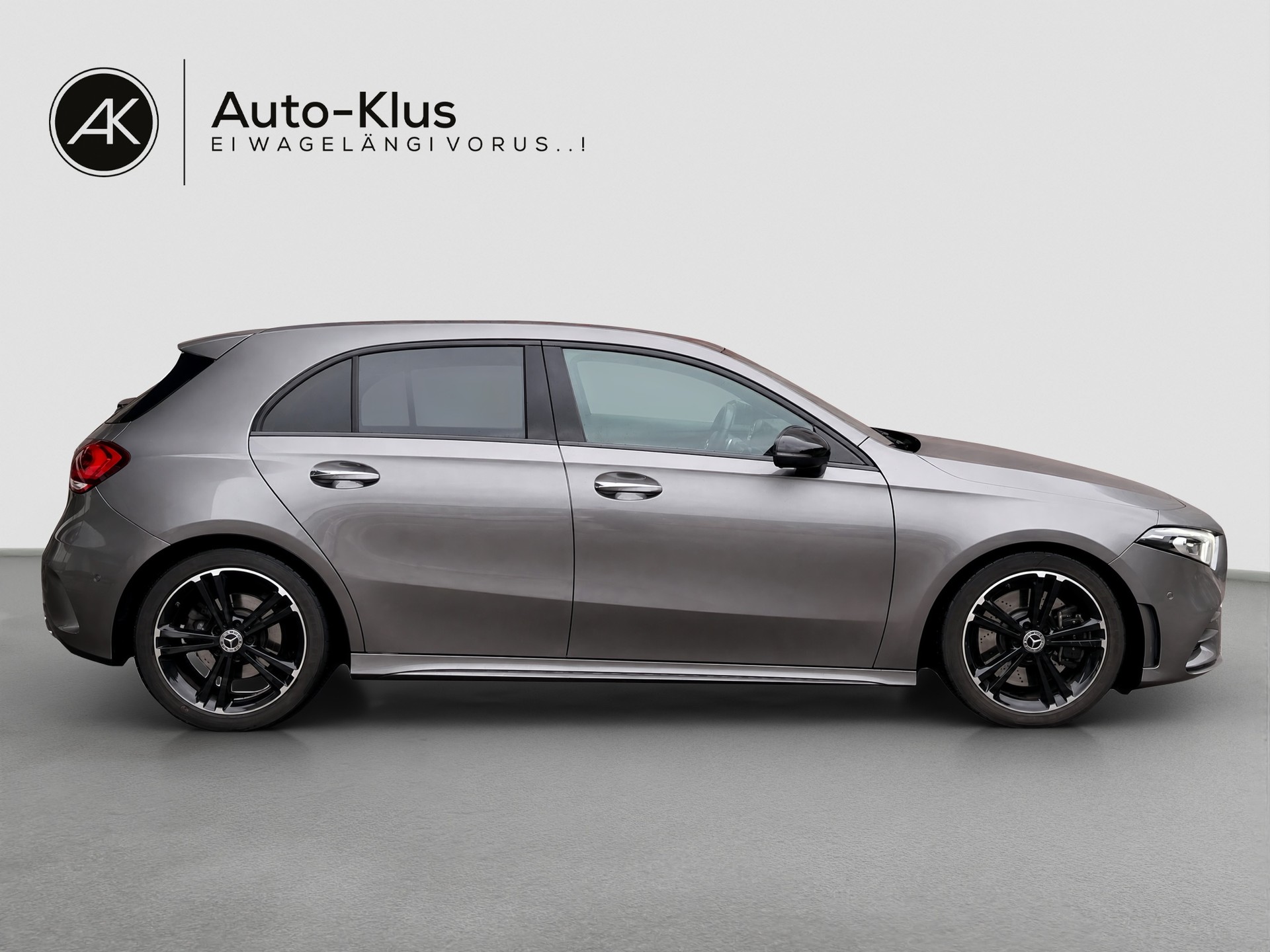 MERCEDES-BENZ A 250 4Matic AMG Line 4Matic 7G-DCT-image-4