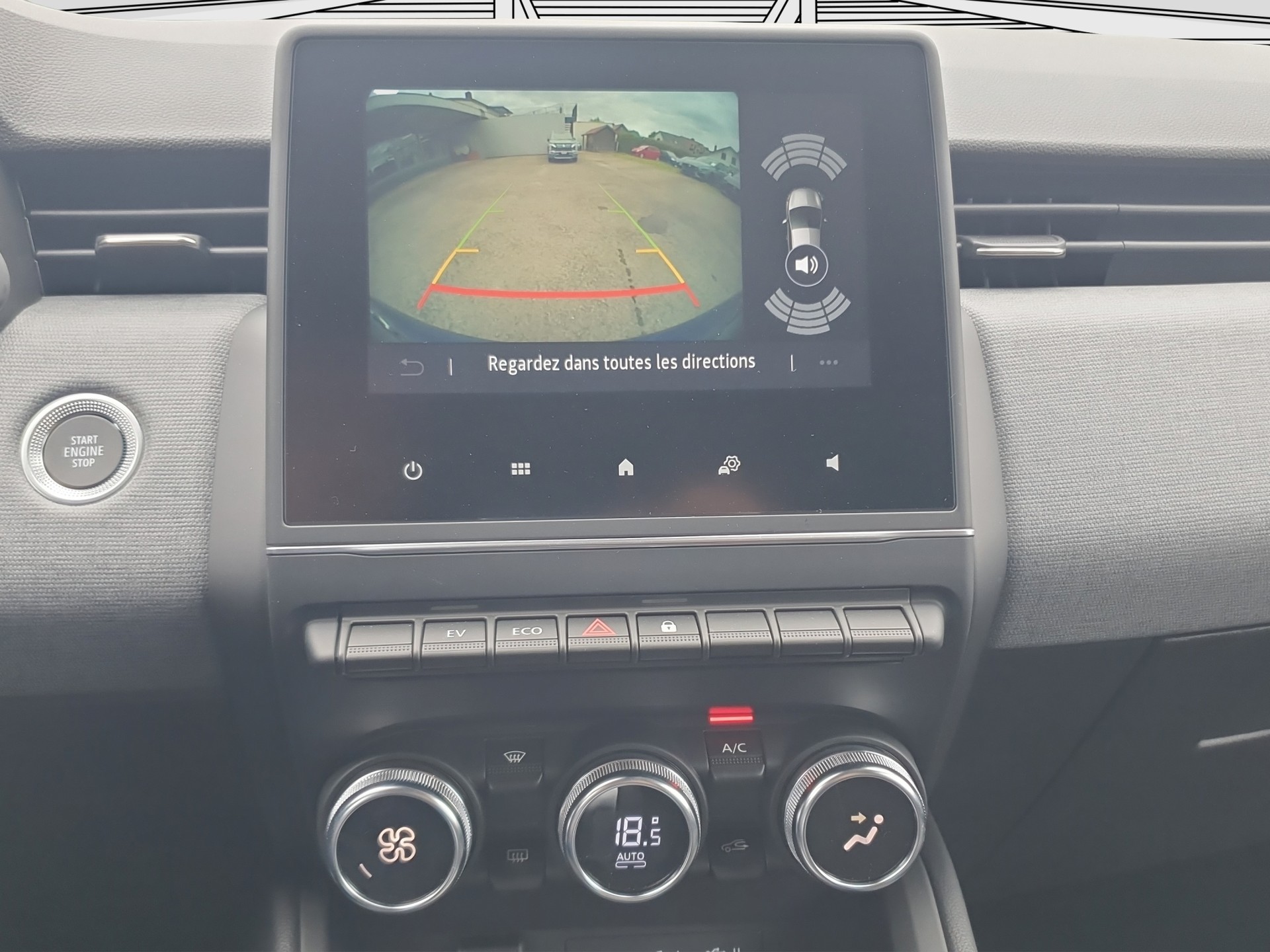 MITSUBISHI Colt 1.6 HEV NEW Invite+ Auto-image-8