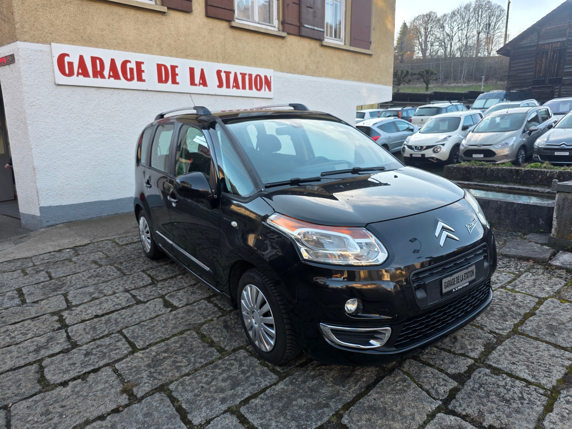 CITROEN C3 Picasso 1.4i 16V Exclusive-image-2
