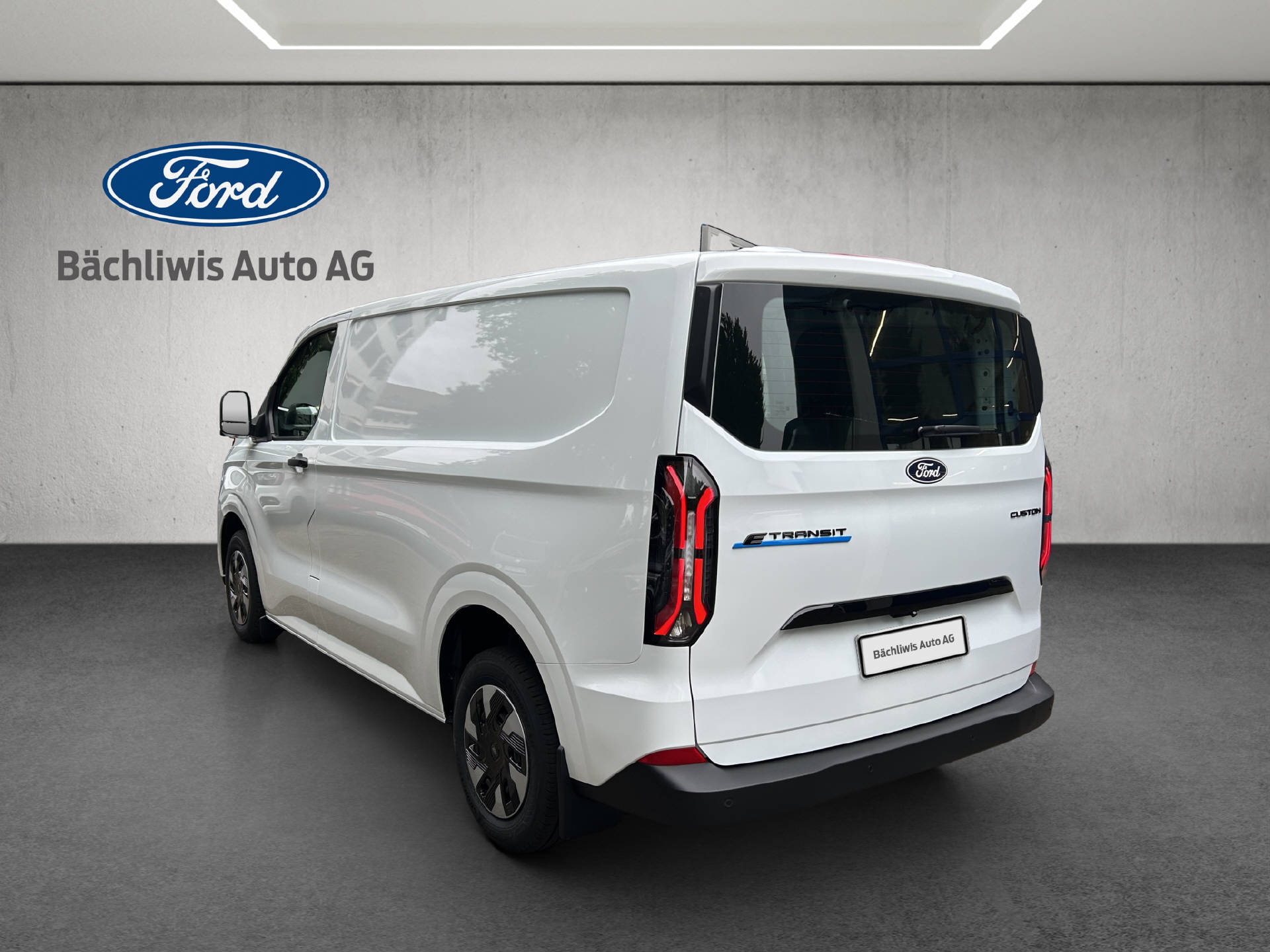 FORD E-Transit C Van 320 L1 Trend-image-2