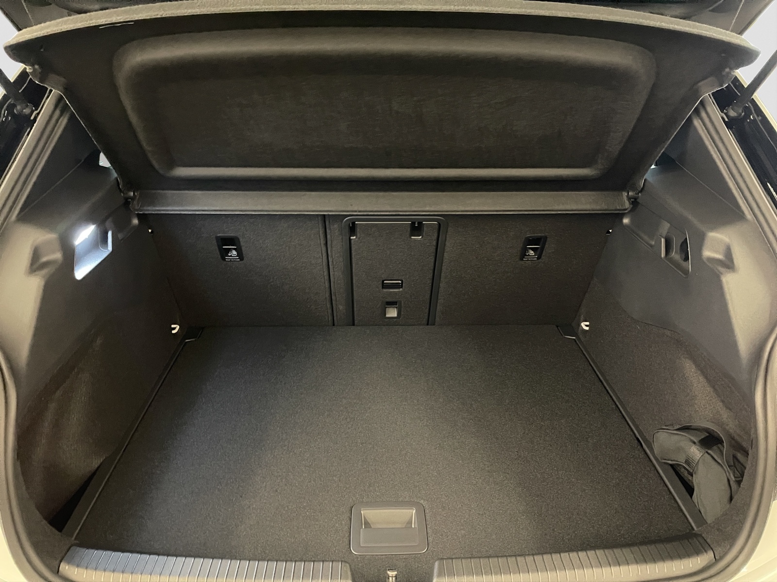 VW ID.3 Pro 59 kWh Pro United-image-14