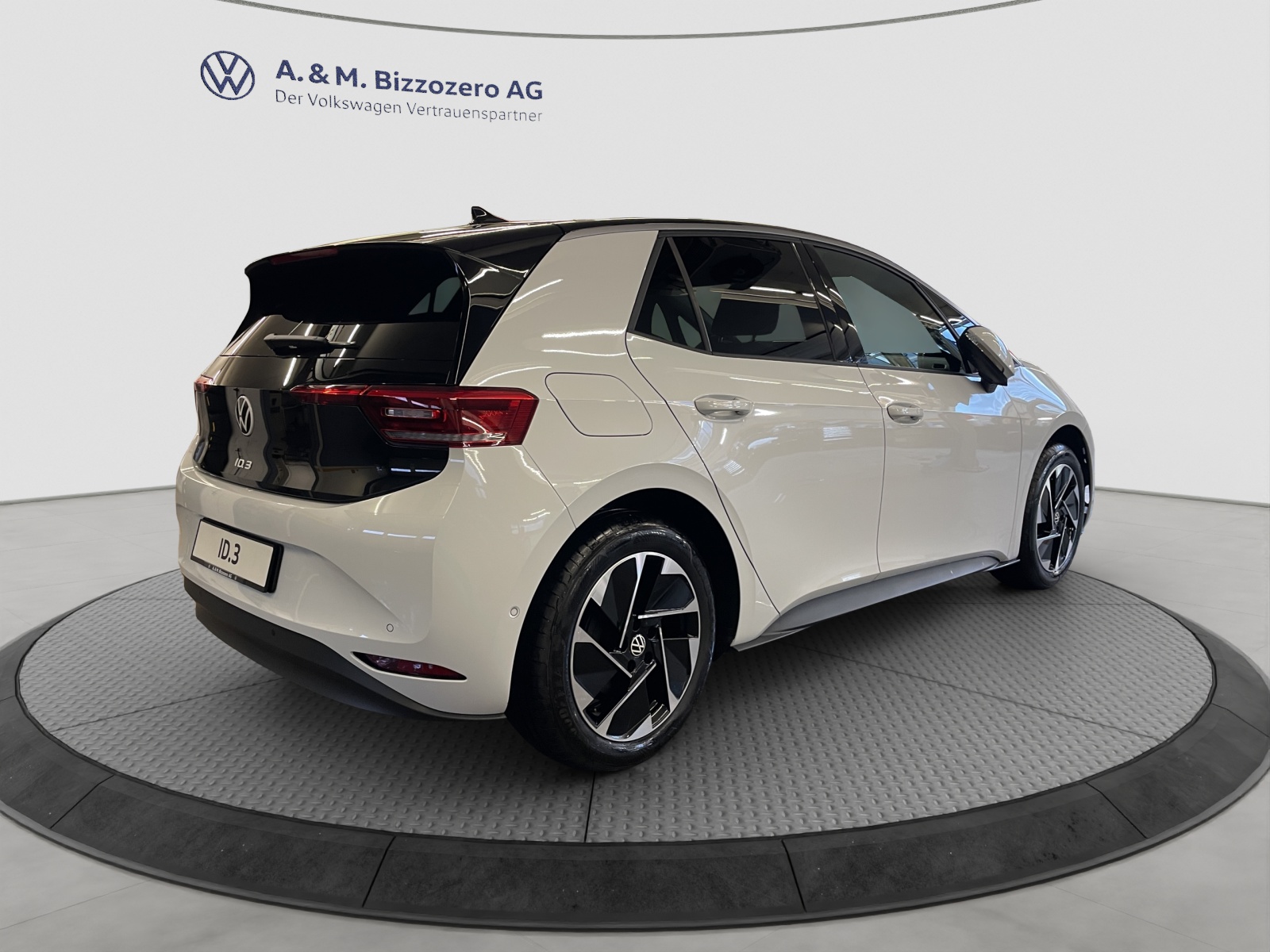 VW ID.3 Pro 59 kWh Pro United-image-4