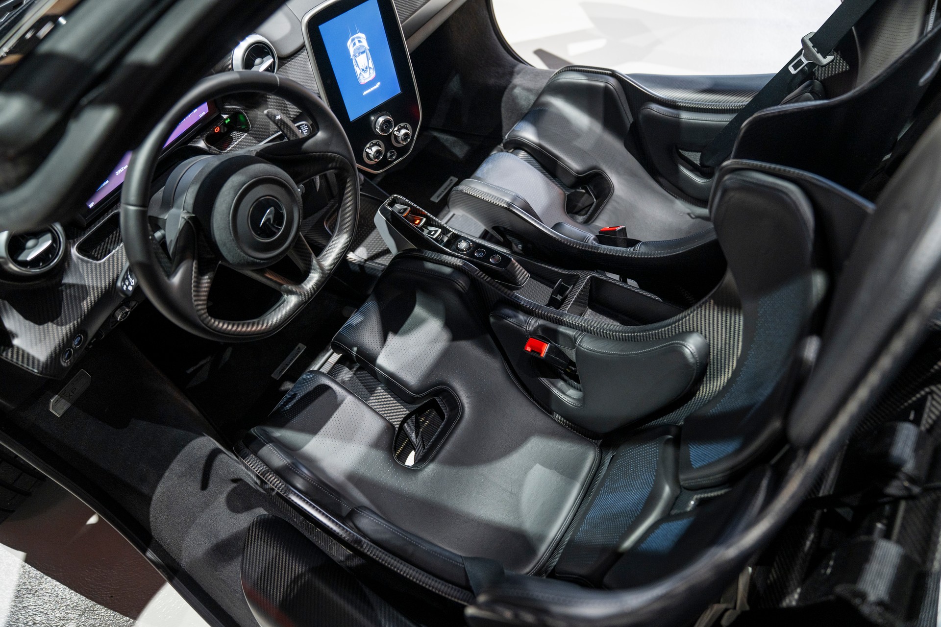 McLAREN Senna XP Edition-image-20