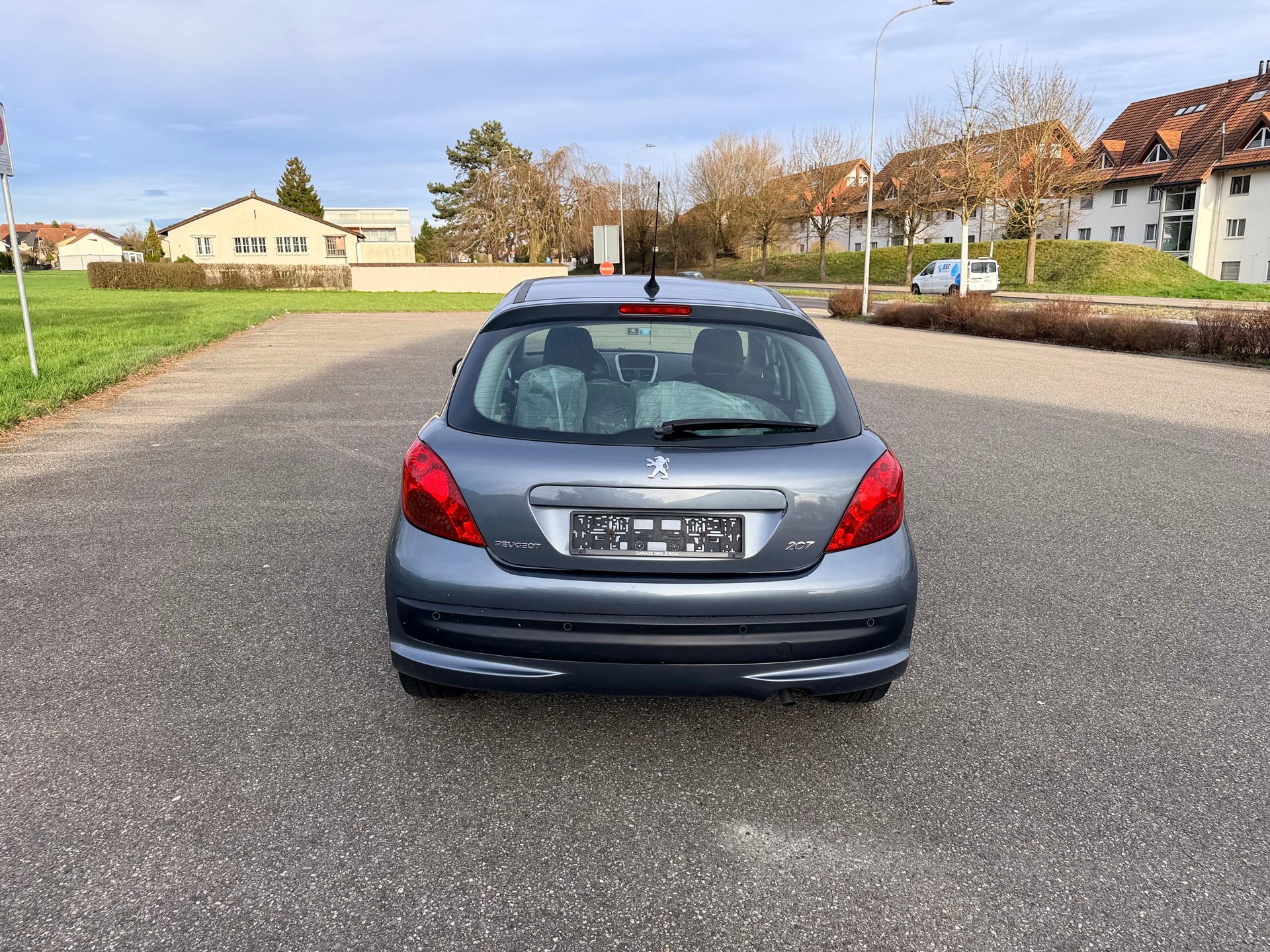 PEUGEOT 207 1.6 16V XT-image-7