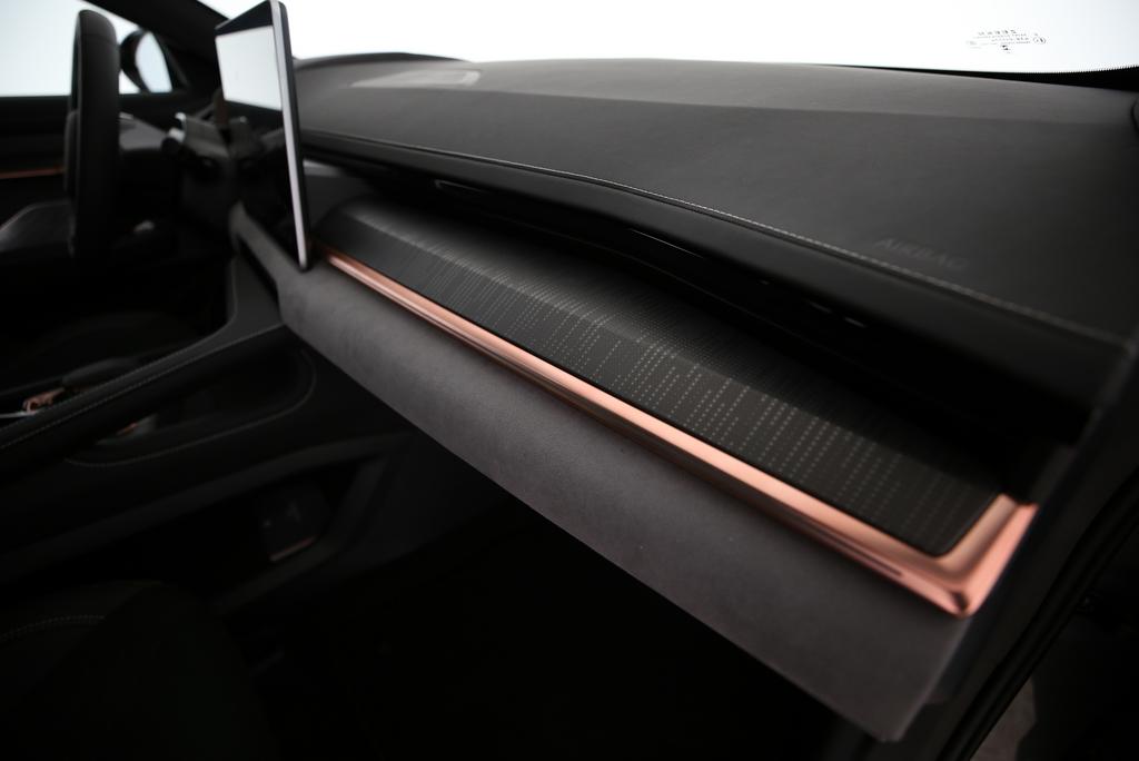 ZEEKR 001 Performance AWD-image-18