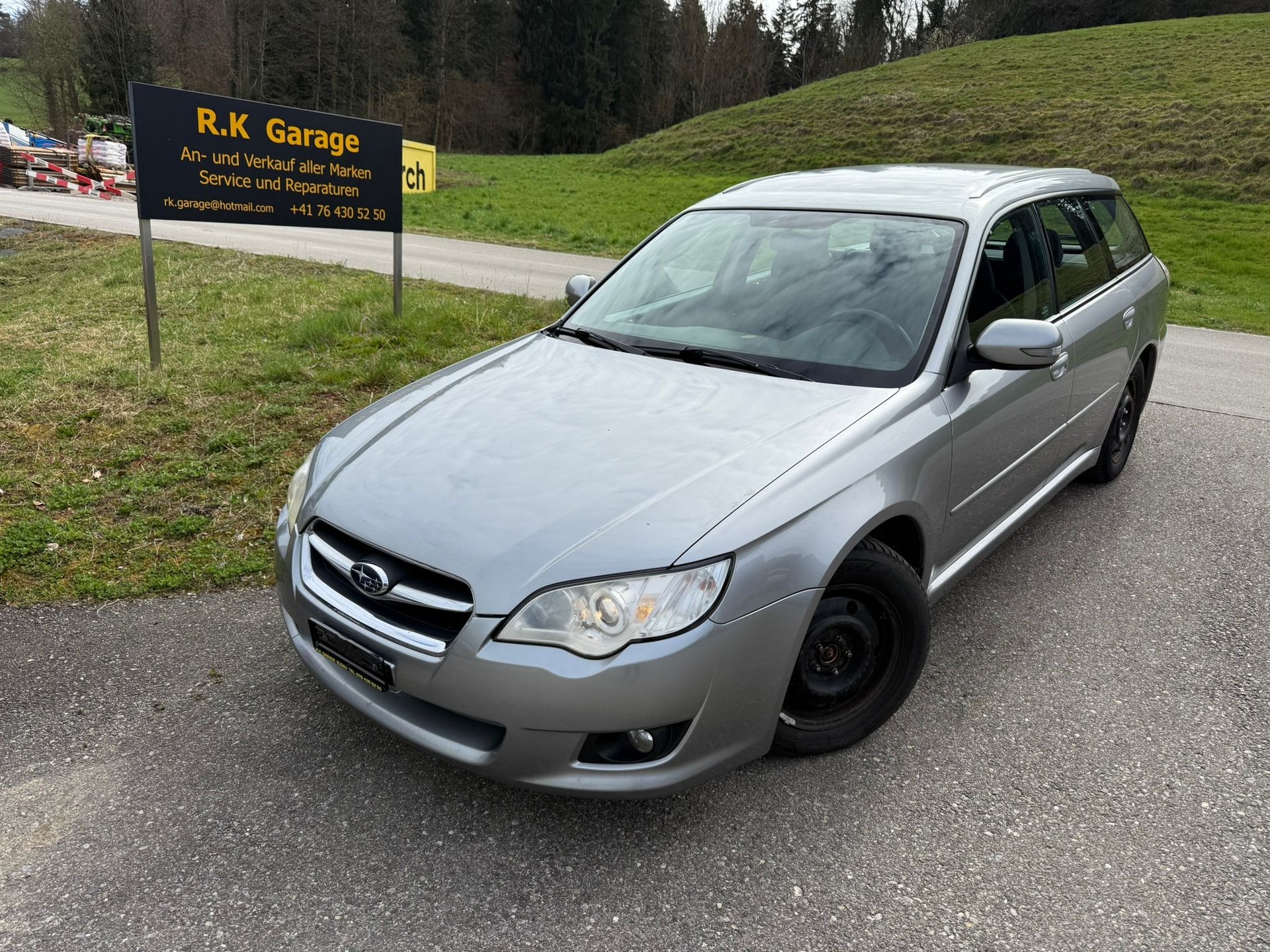 SUBARU Legacy 2.0R AWD Swiss-image-0