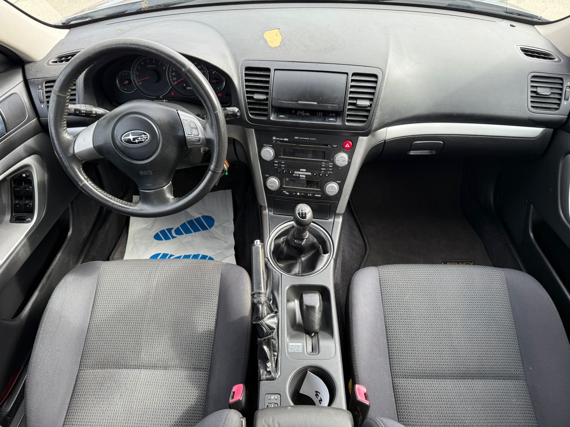 SUBARU Legacy 2.0R AWD Swiss-image-8