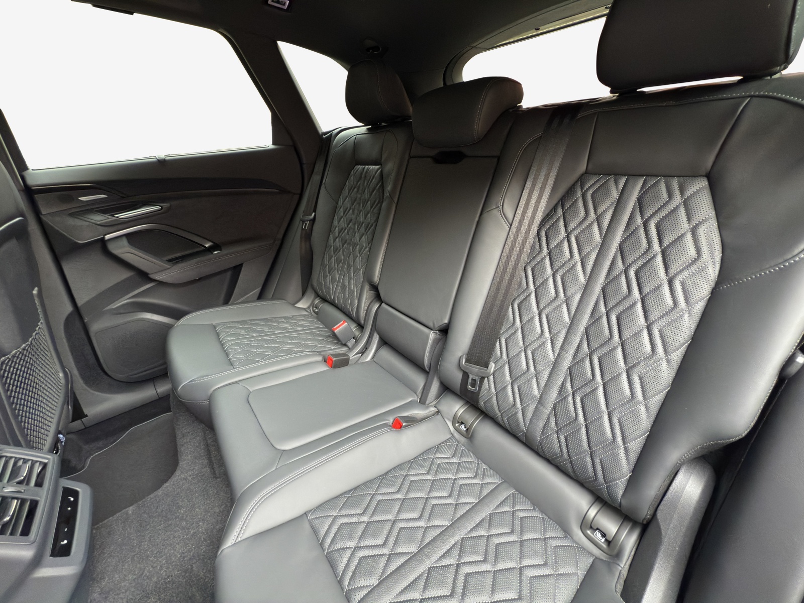 AUDI SQ5 TFSI quattro S-tronic-image-11
