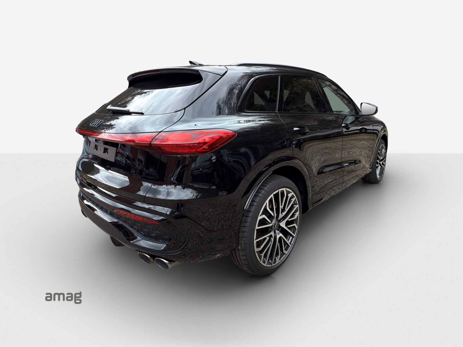 AUDI SQ5 TFSI quattro S-tronic-image-4