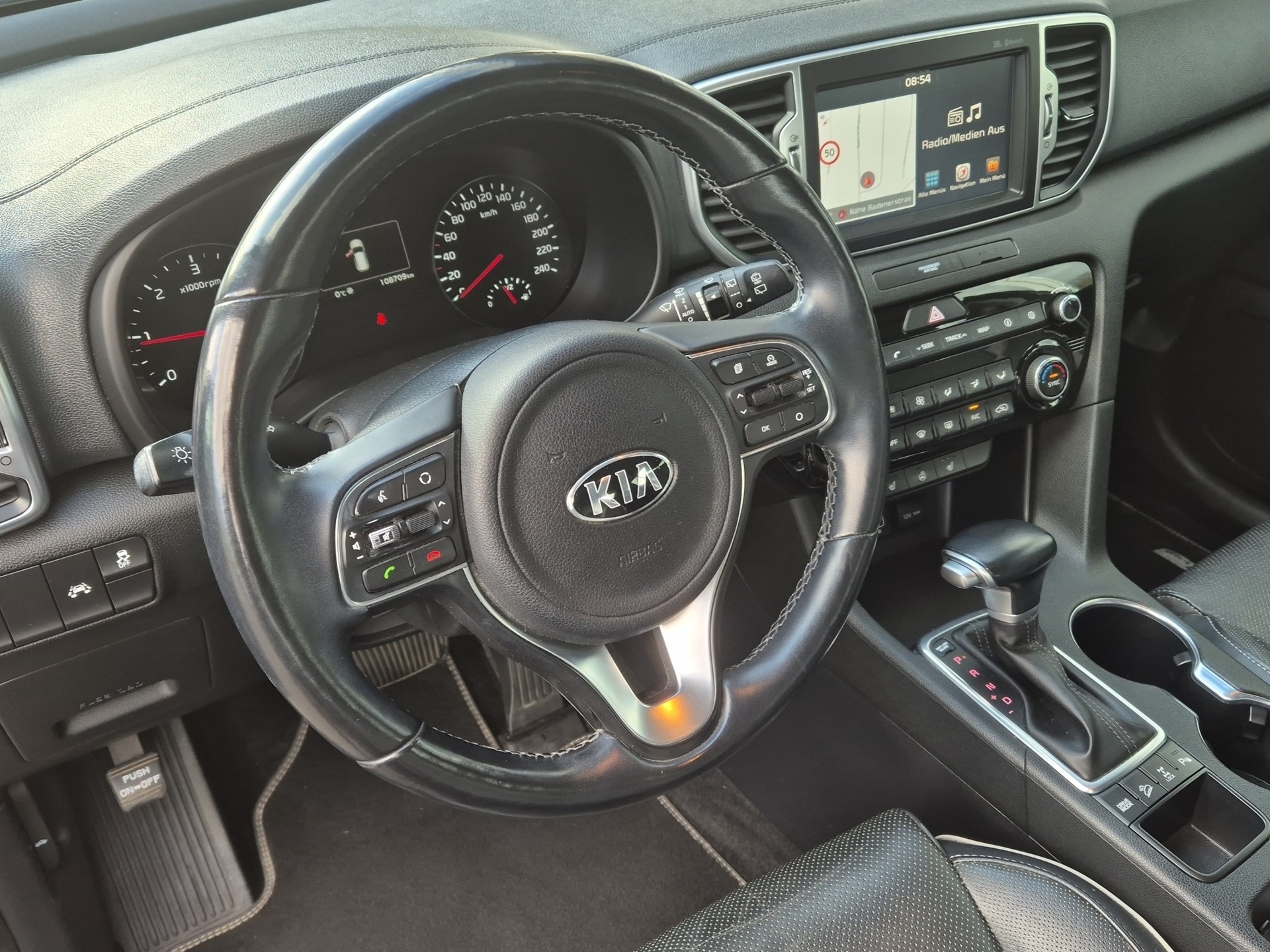 KIA Sportage 2.0CRDi Style 4WD Automat-image-11