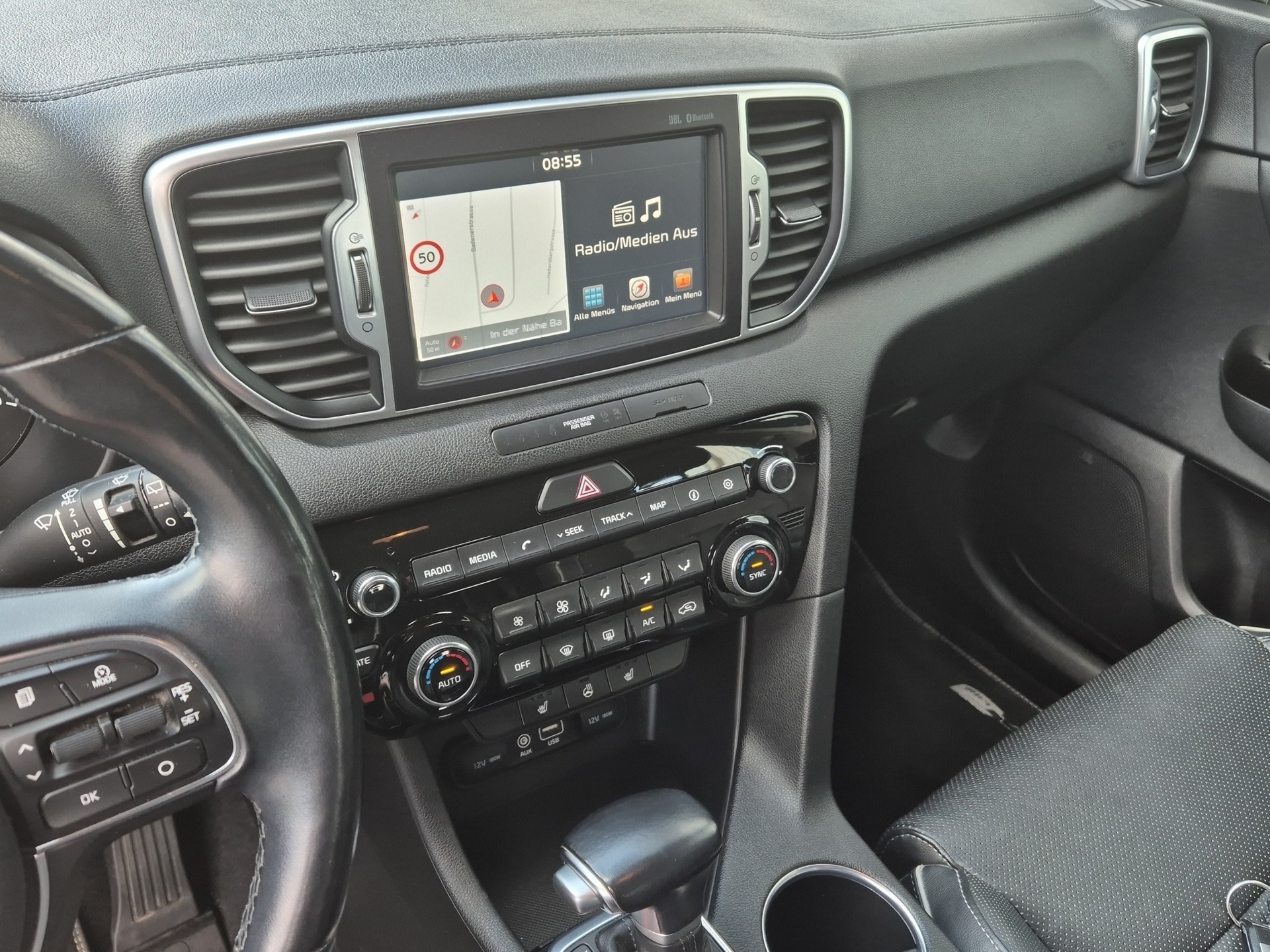 KIA Sportage 2.0CRDi Style 4WD Automat-image-15