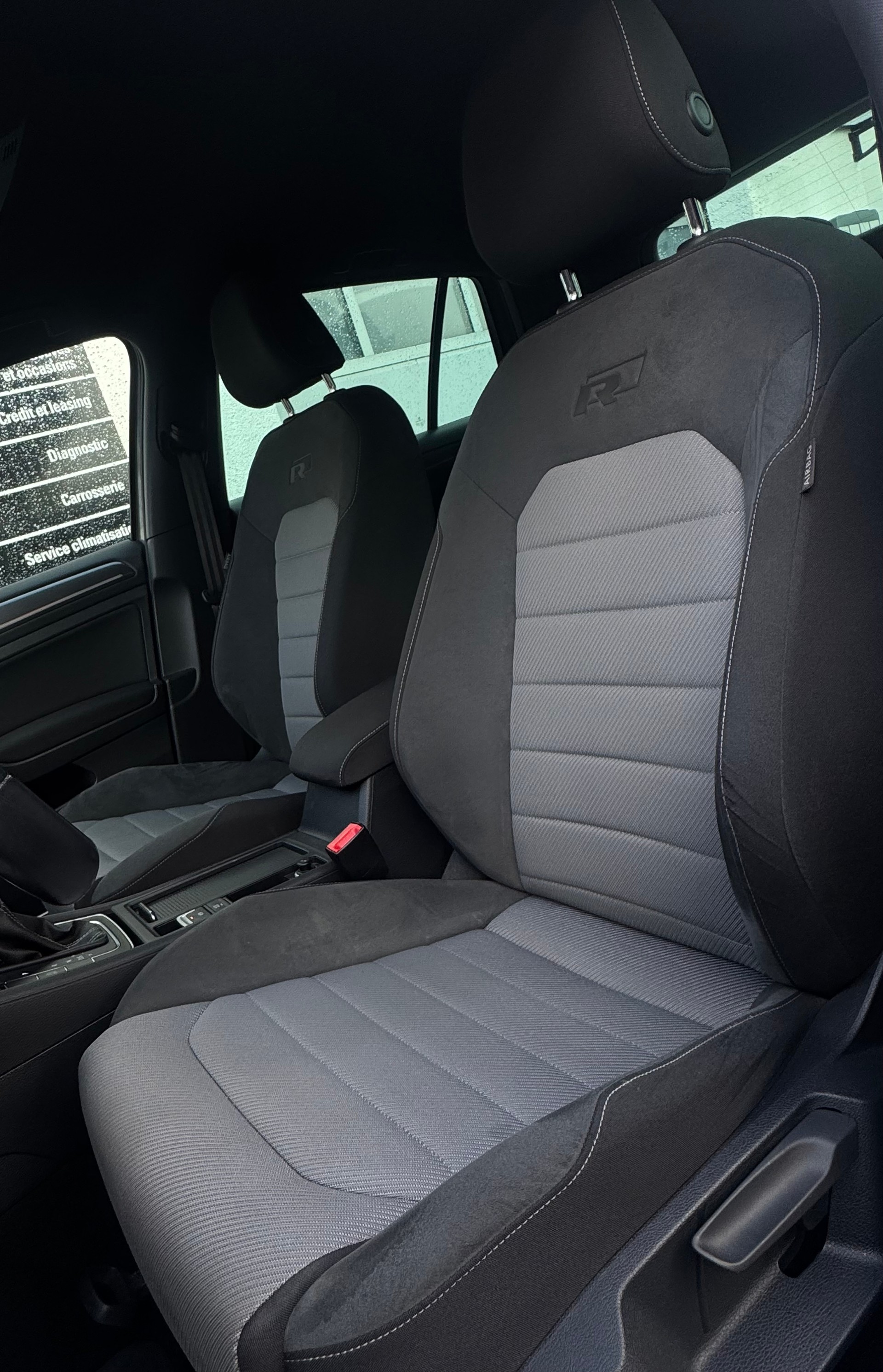 VW Golf 1.4 TSI Cup R-Line DSG-image-11