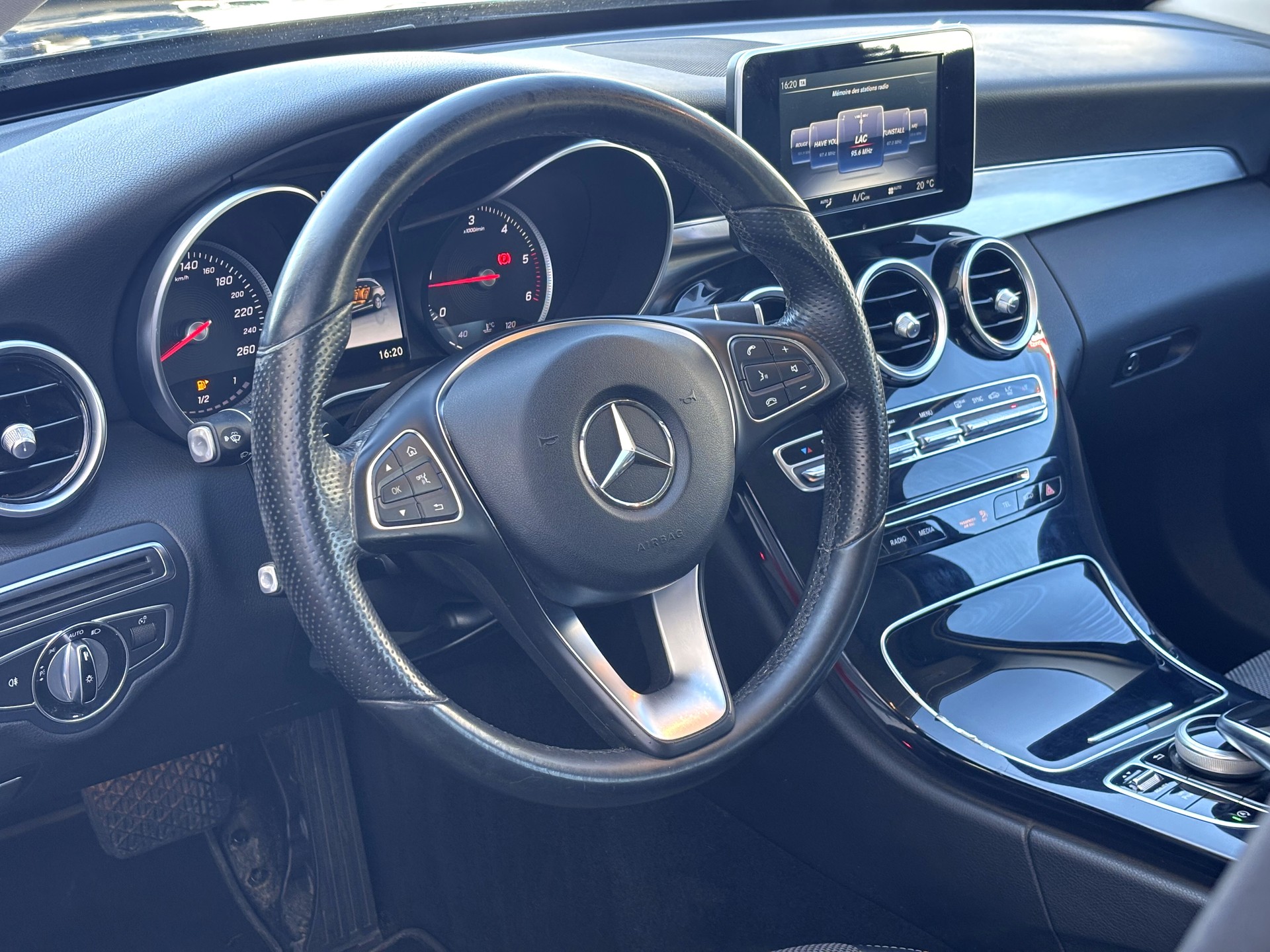 MERCEDES-BENZ C 220 BlueTEC Swiss Star Edition 7G-Tronic-image-11