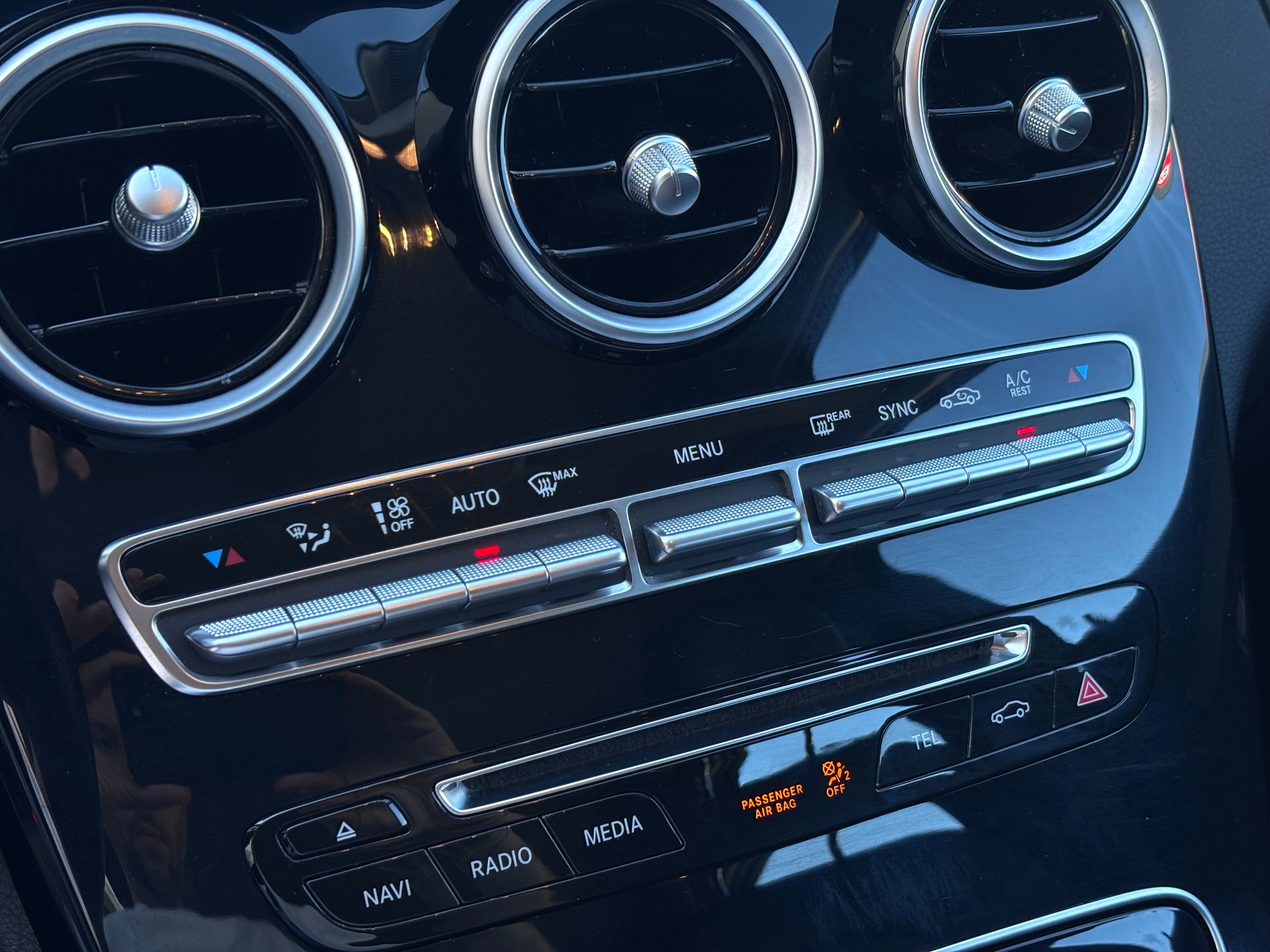 MERCEDES-BENZ C 220 BlueTEC Swiss Star Edition 7G-Tronic-image-17