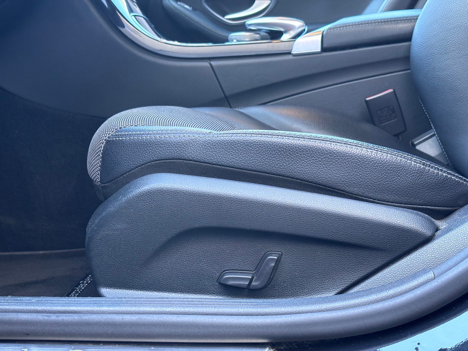 MERCEDES-BENZ C 220 BlueTEC Swiss Star Edition 7G-Tronic-image-13
