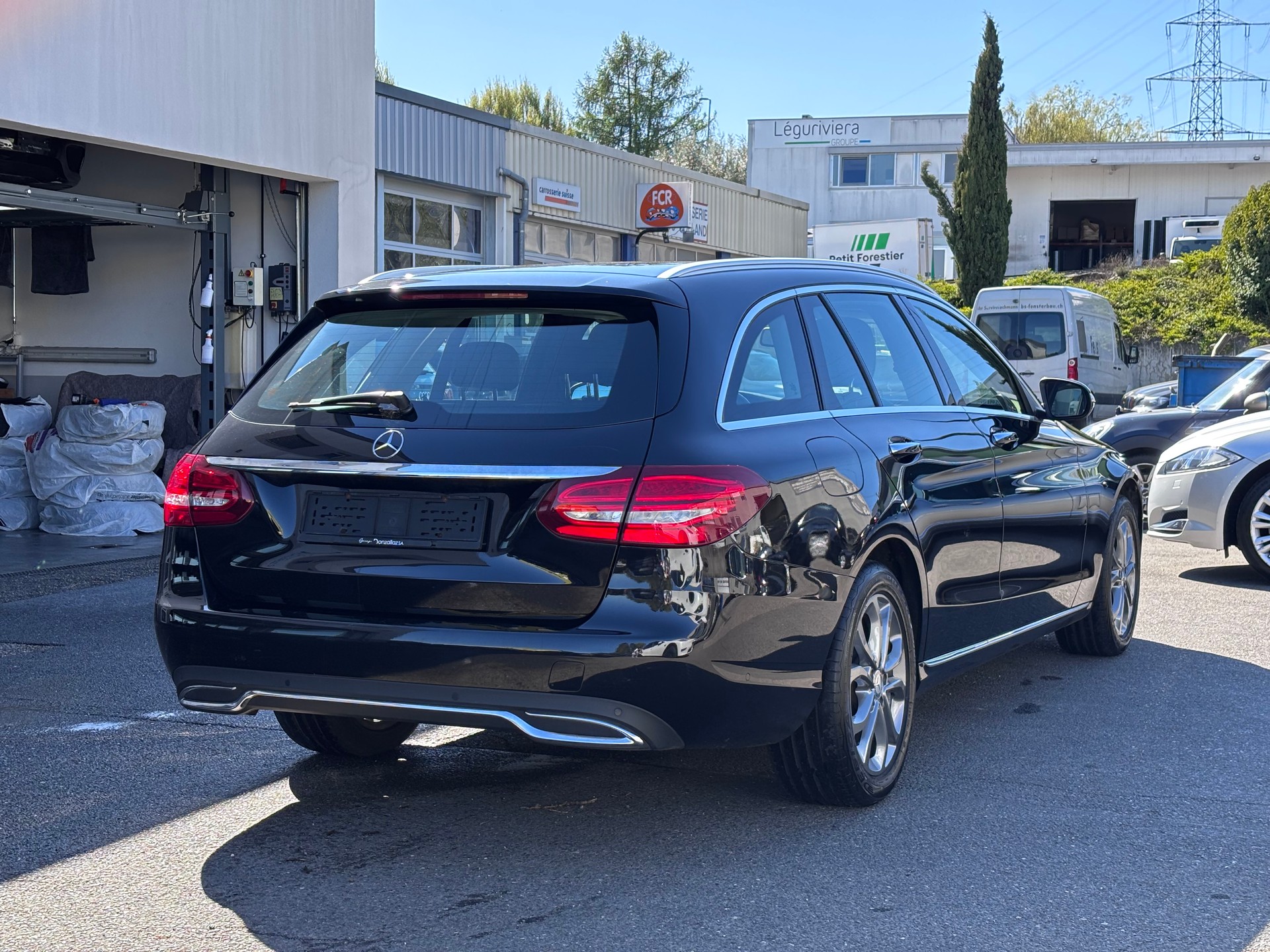 MERCEDES-BENZ C 220 BlueTEC Swiss Star Edition 7G-Tronic-image-3