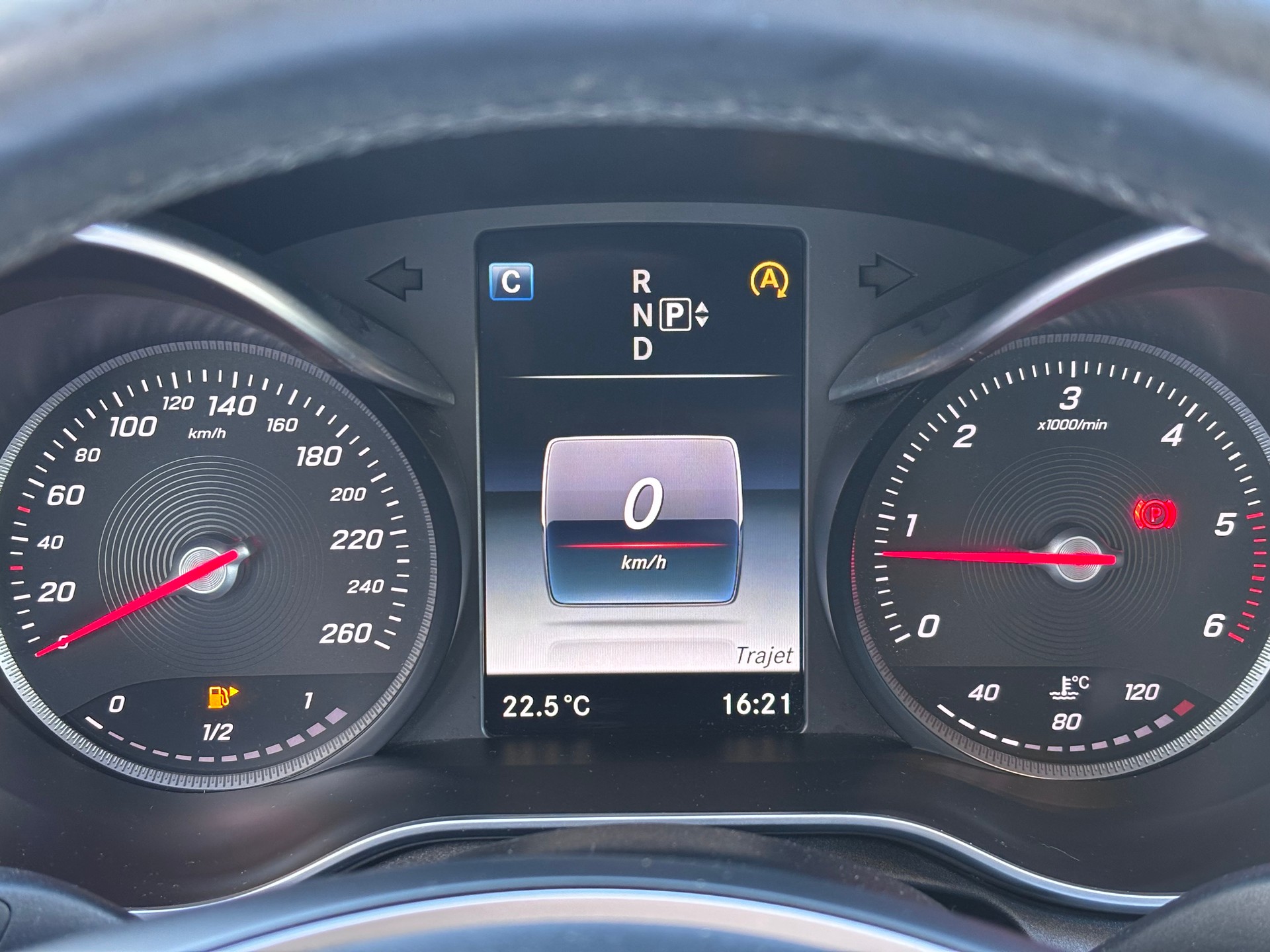 MERCEDES-BENZ C 220 BlueTEC Swiss Star Edition 7G-Tronic-image-15