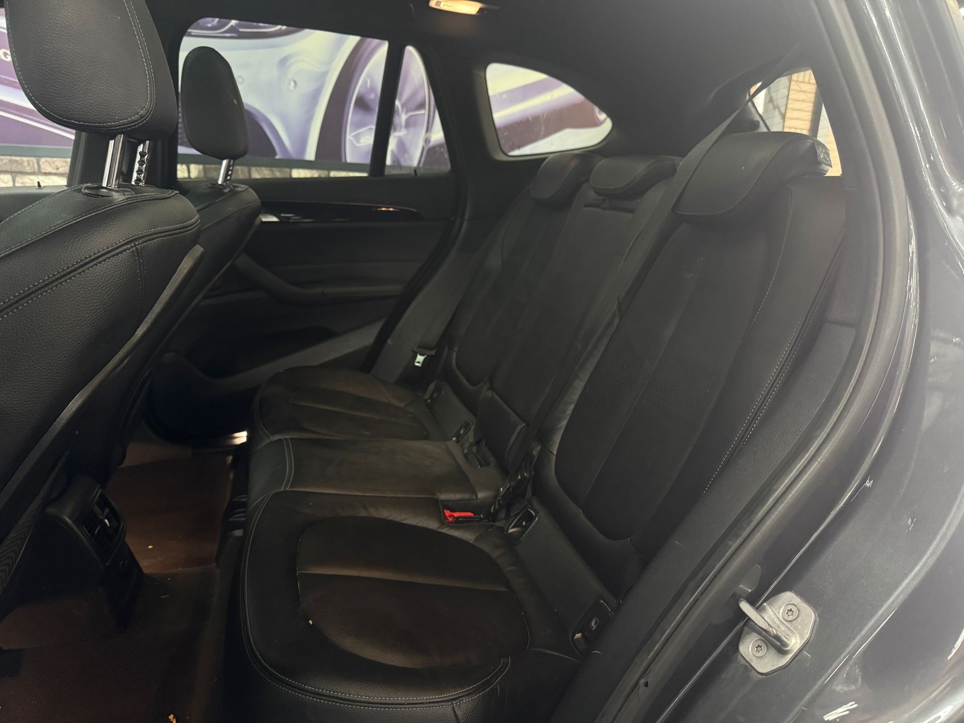 BMW X1 xDrive 20d M Sport Steptronic-image-11