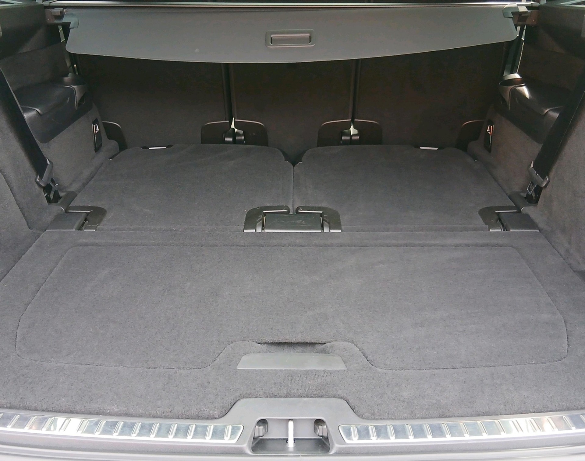 VOLVO XC90 2.0 T8 TE R-Design 7P. eA-image-5