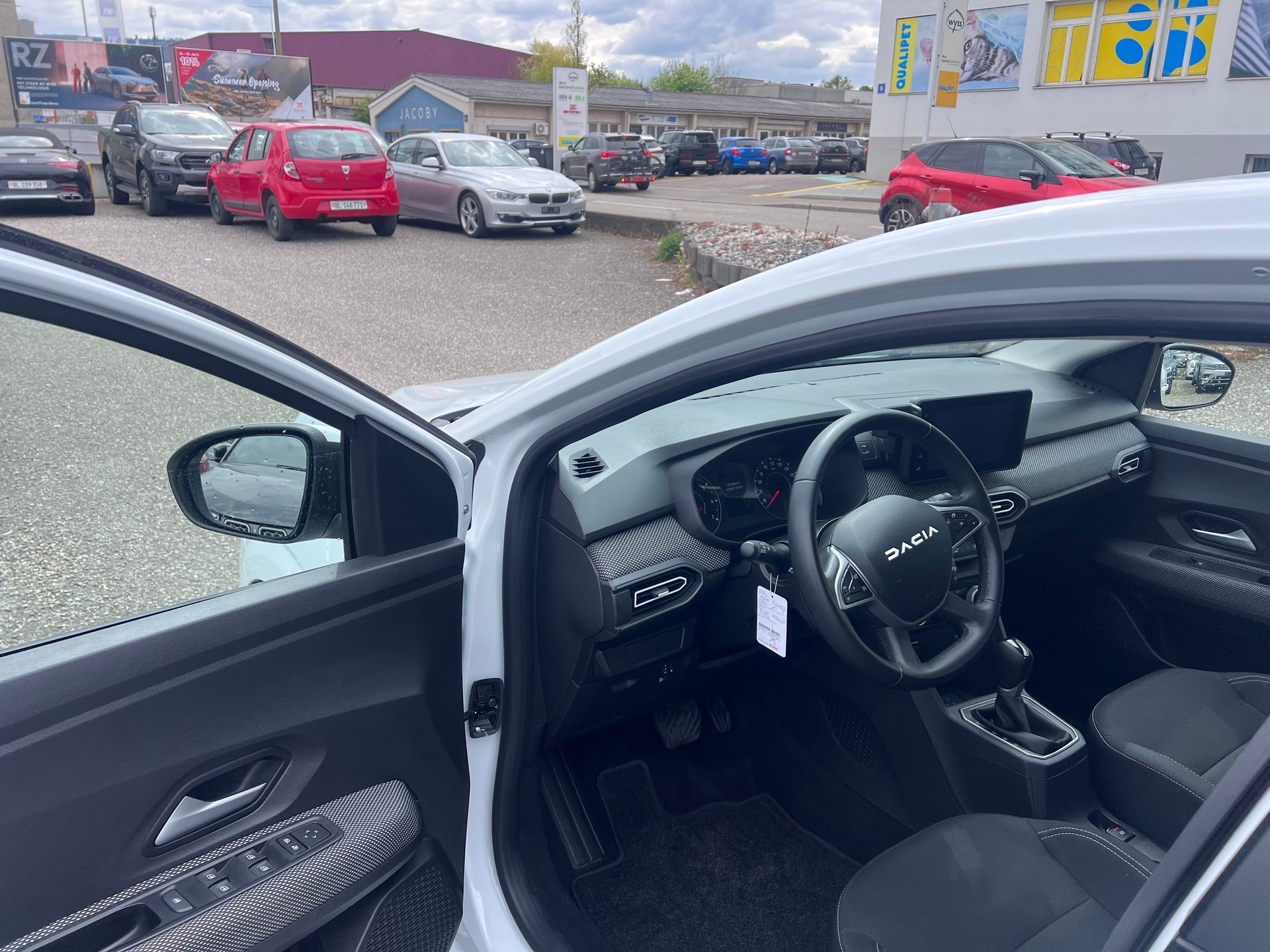 DACIA Sandero TCe 90 Expression CVT-image-9