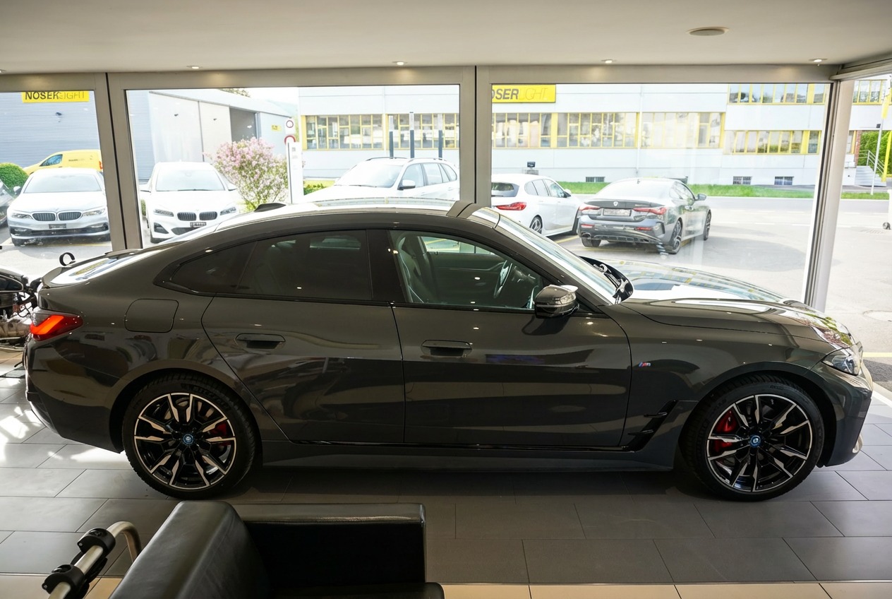 BMW i4 M50 M Sport Pro-showroom-element-3