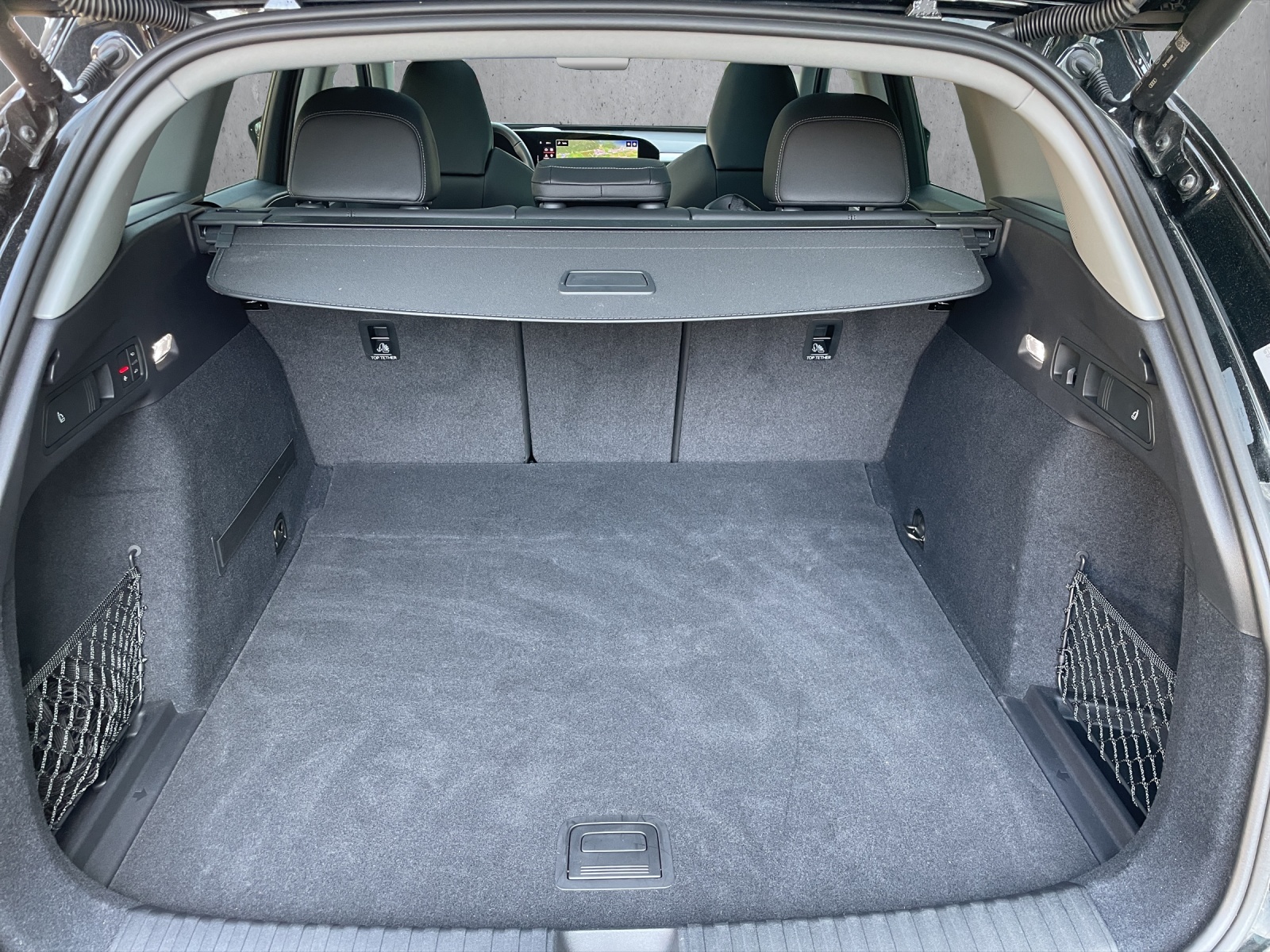 AUDI Q6 e-tron quattro-image-15