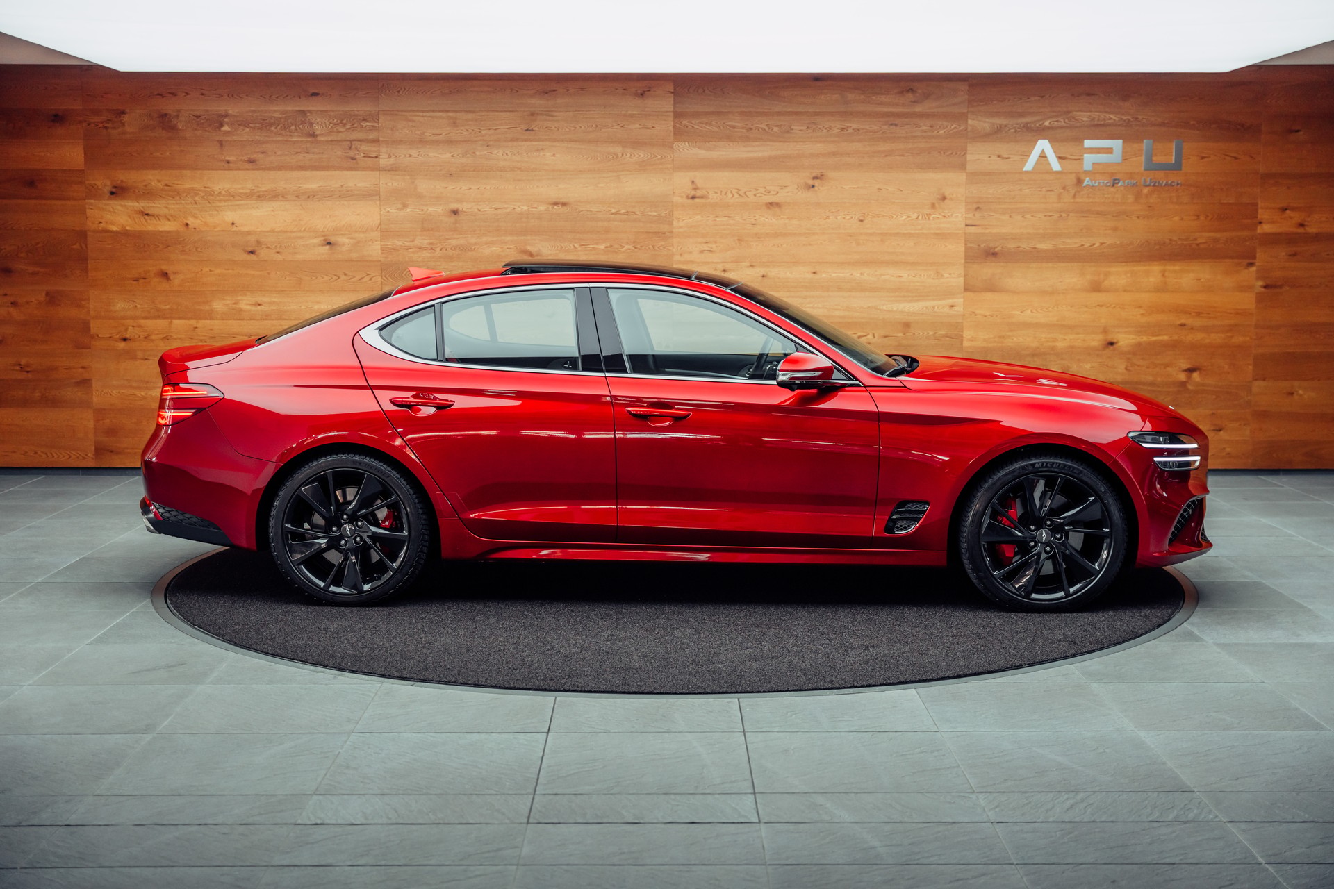 GENESIS G70 2.2 CRDI Sport AT8 AWD-image-12