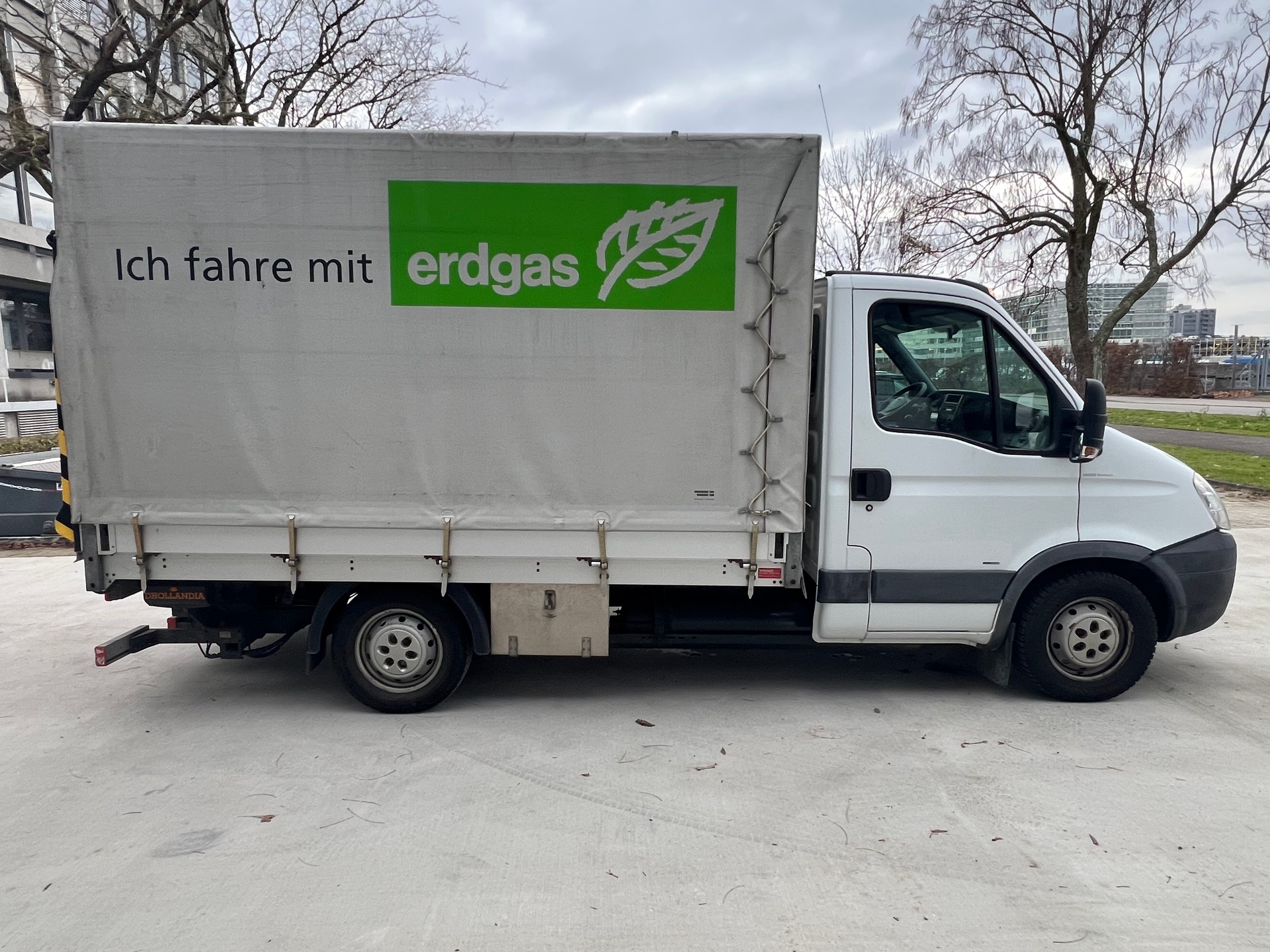 IVECO DAILY 35 S 14 G-showroom-element-3
