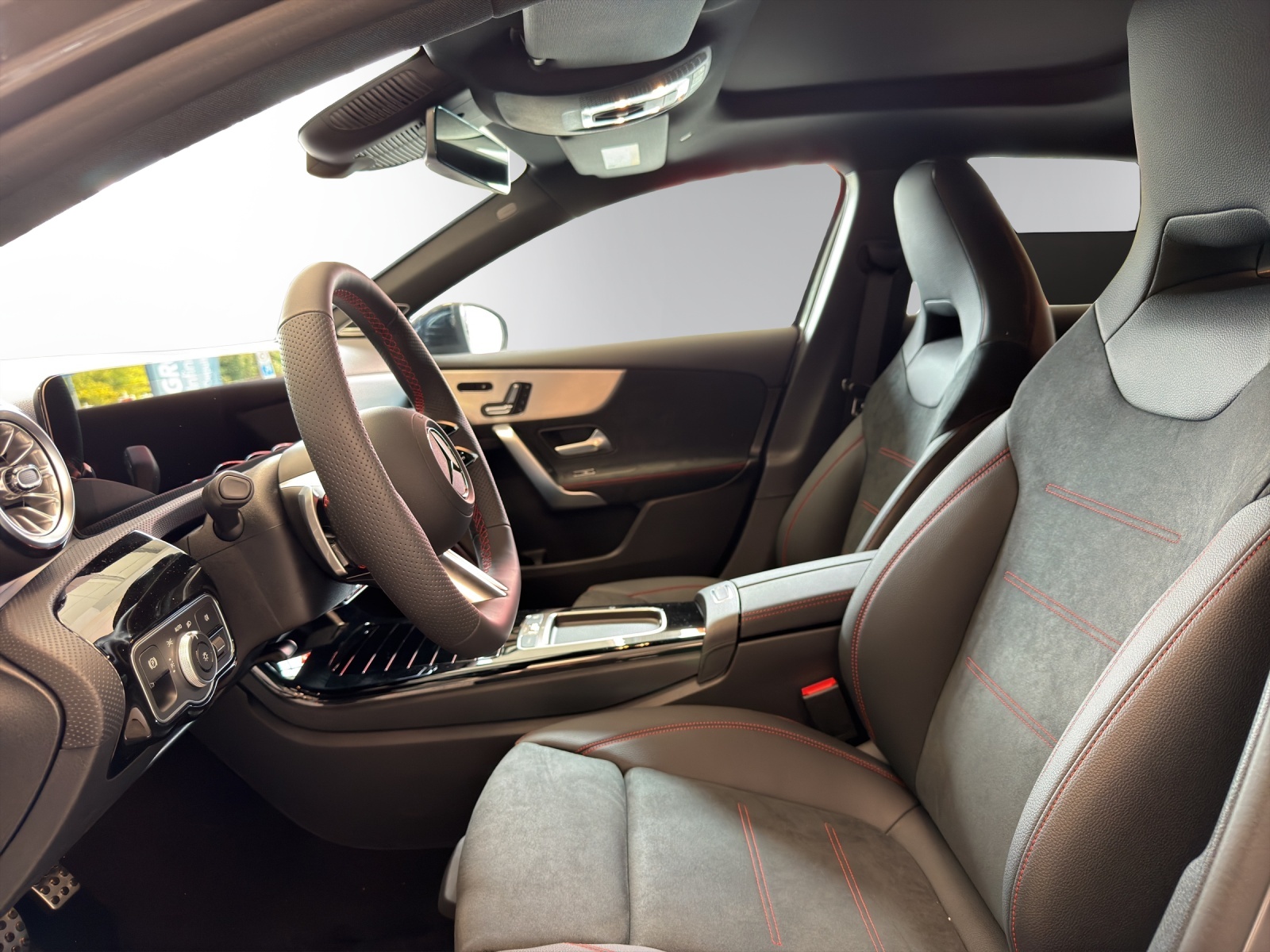 Image MERCEDES-BENZ A-220 A 220 4Matic 8G-DCT