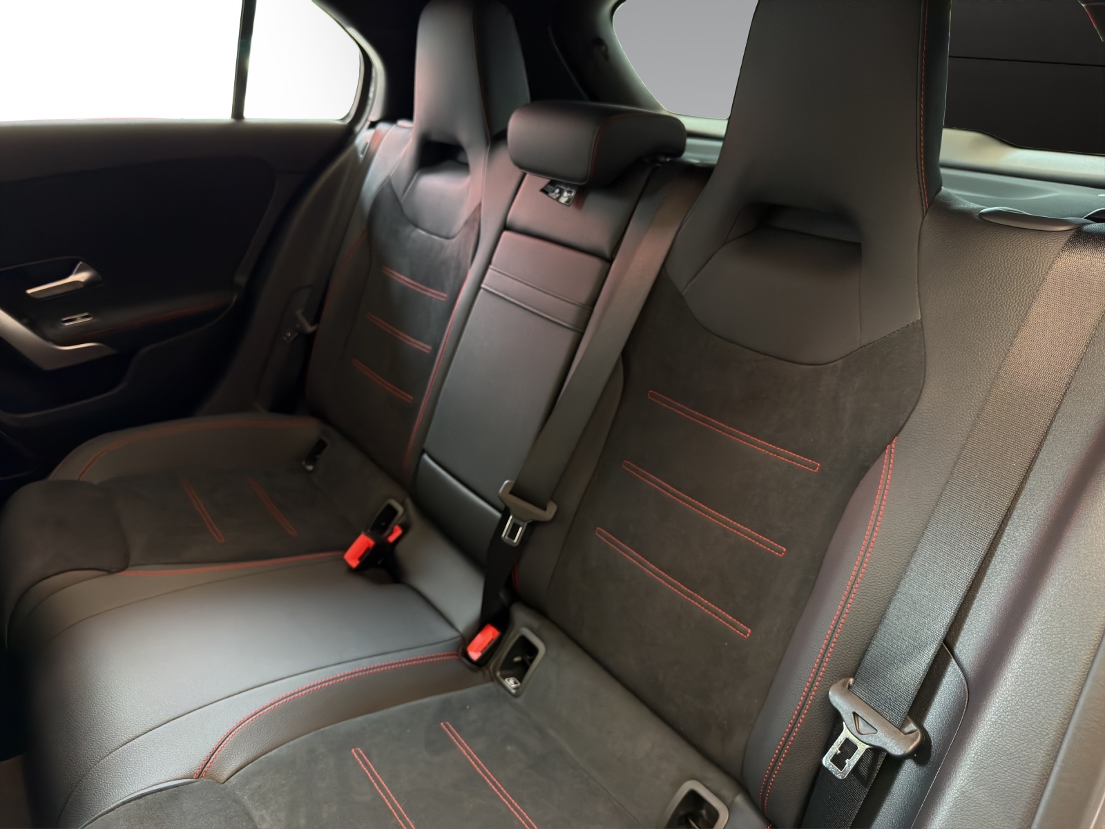 Image MERCEDES-BENZ A-220 A 220 4Matic 8G-DCT